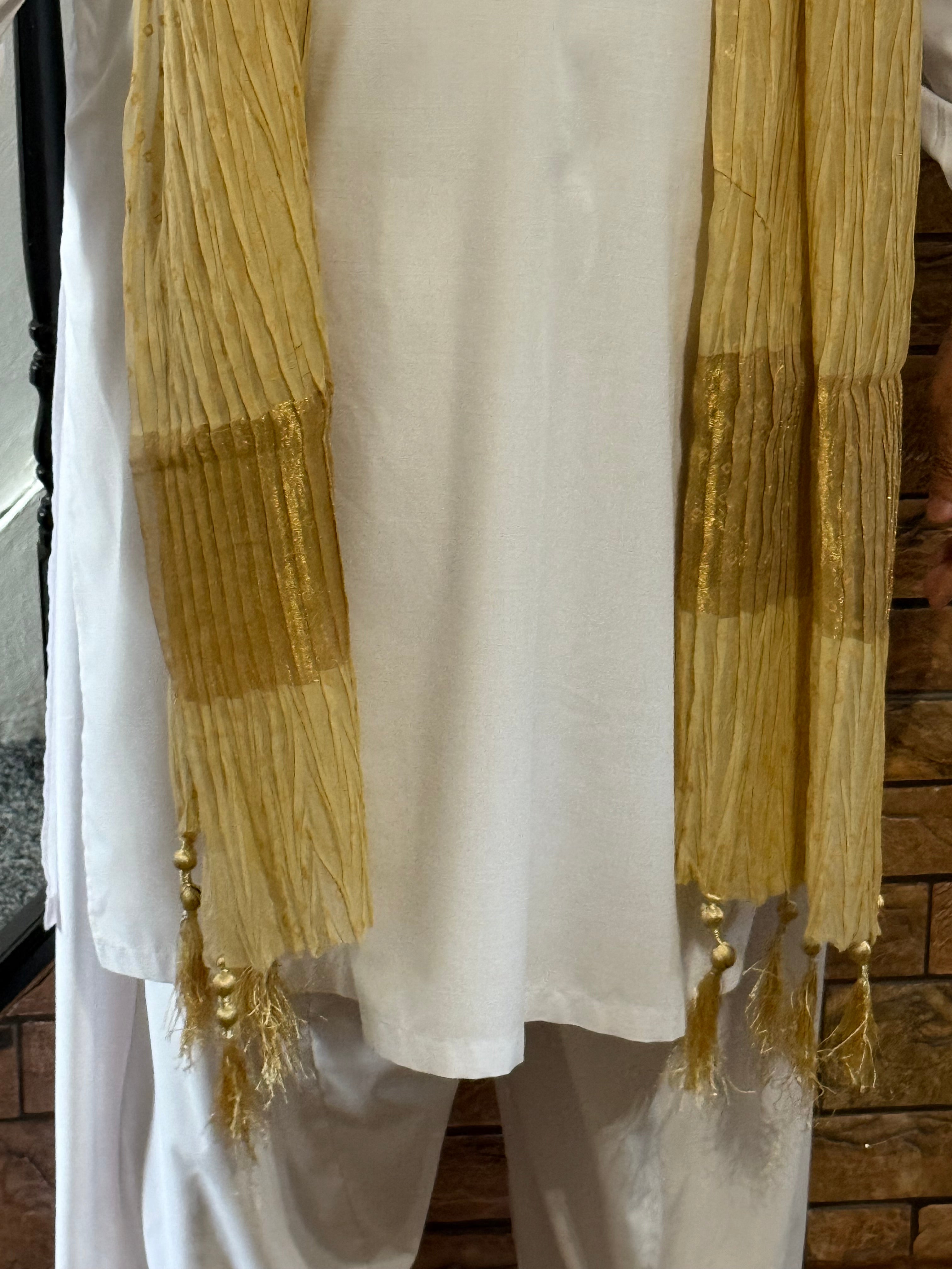 Mehndi Dupatta For The Lads In Beige Colour With Tussles