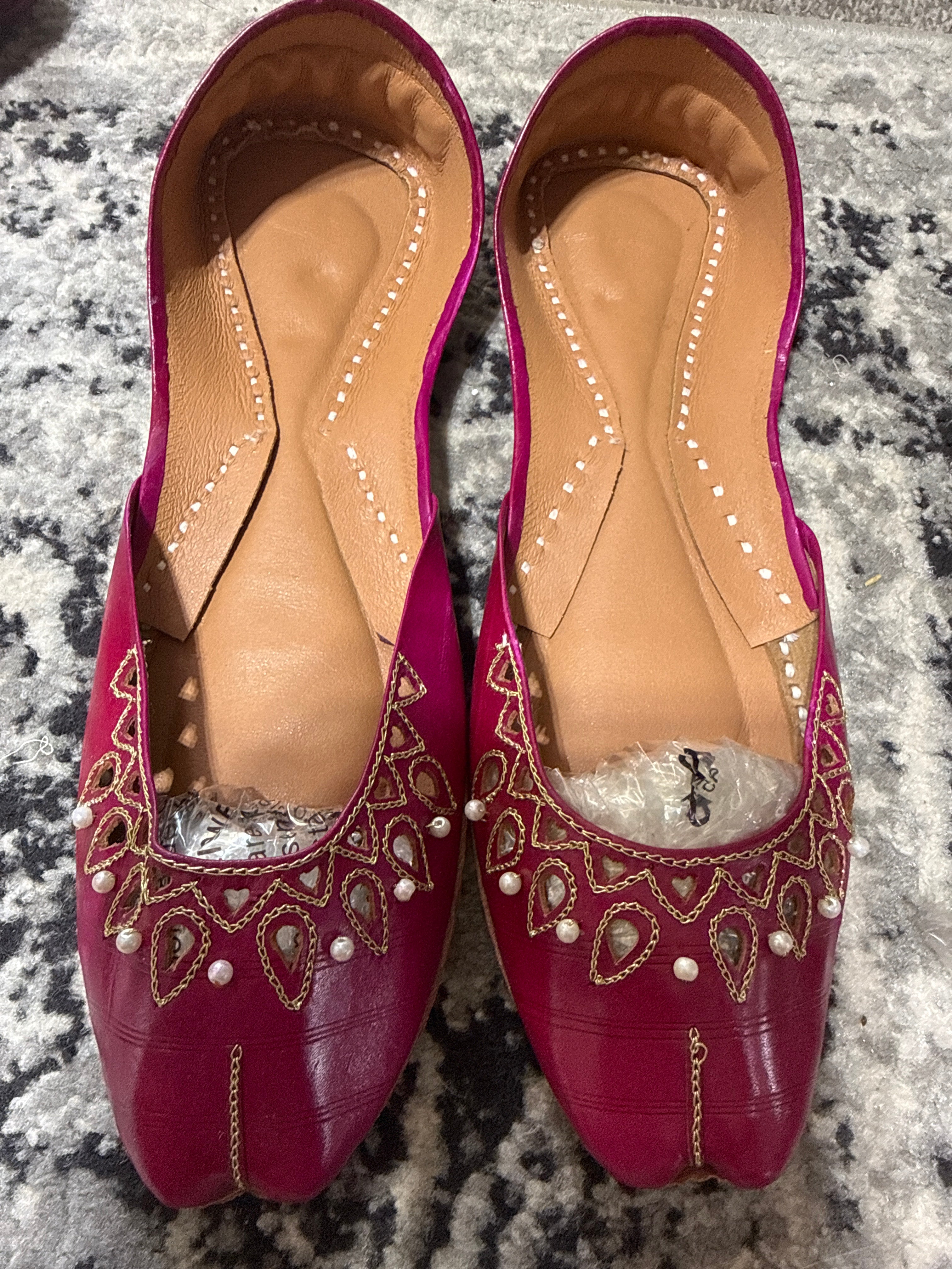 Hot pink 2 leather Khussa- Areeba's Couture