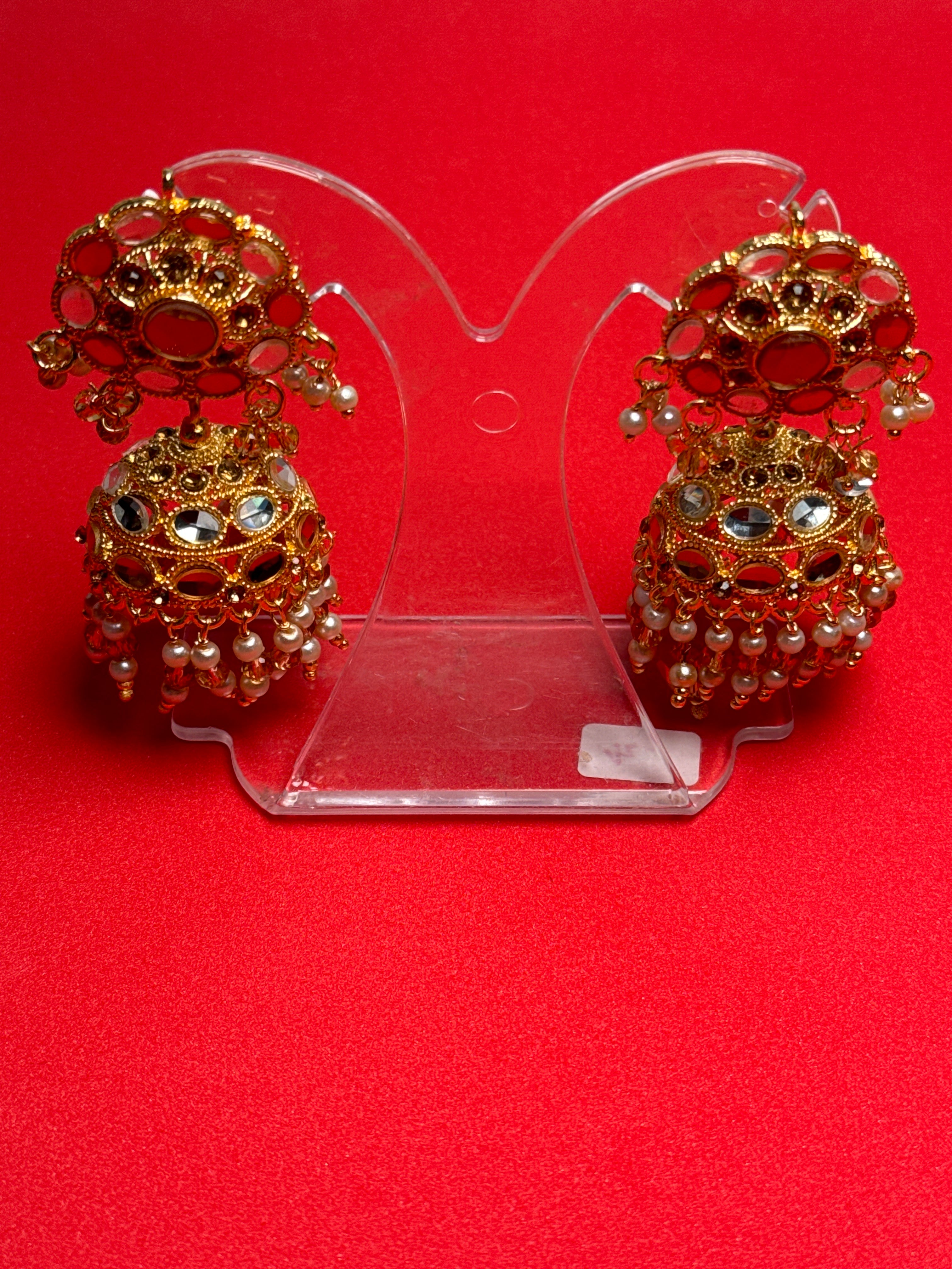 Jumkay  (Earings) in gold colour with pearls - TBE 10