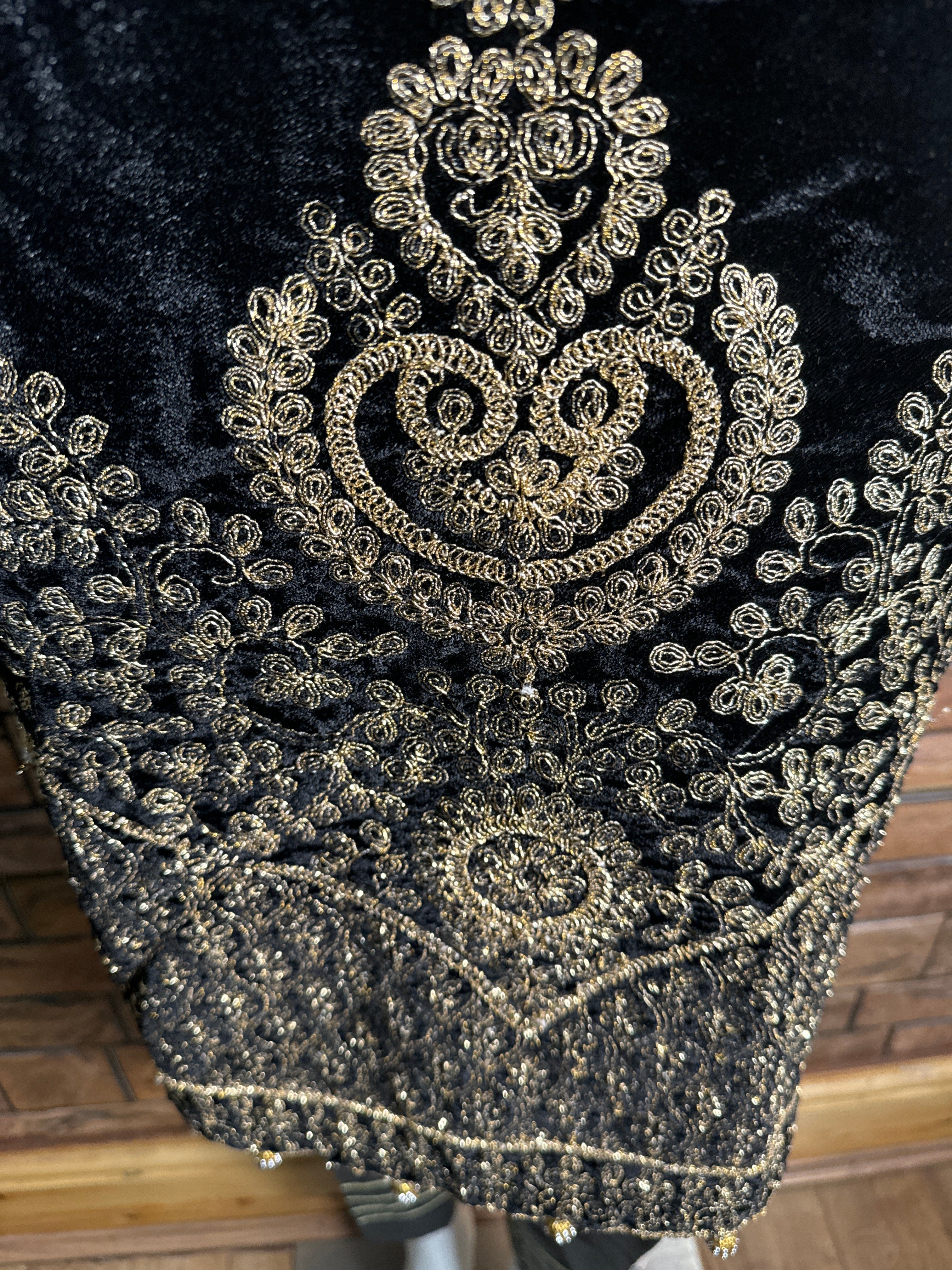 Women Black Valvet Suit with Heavy Embroidery & Pearls Work Includes Net Embroidered Dupatta and Silk Shalwar