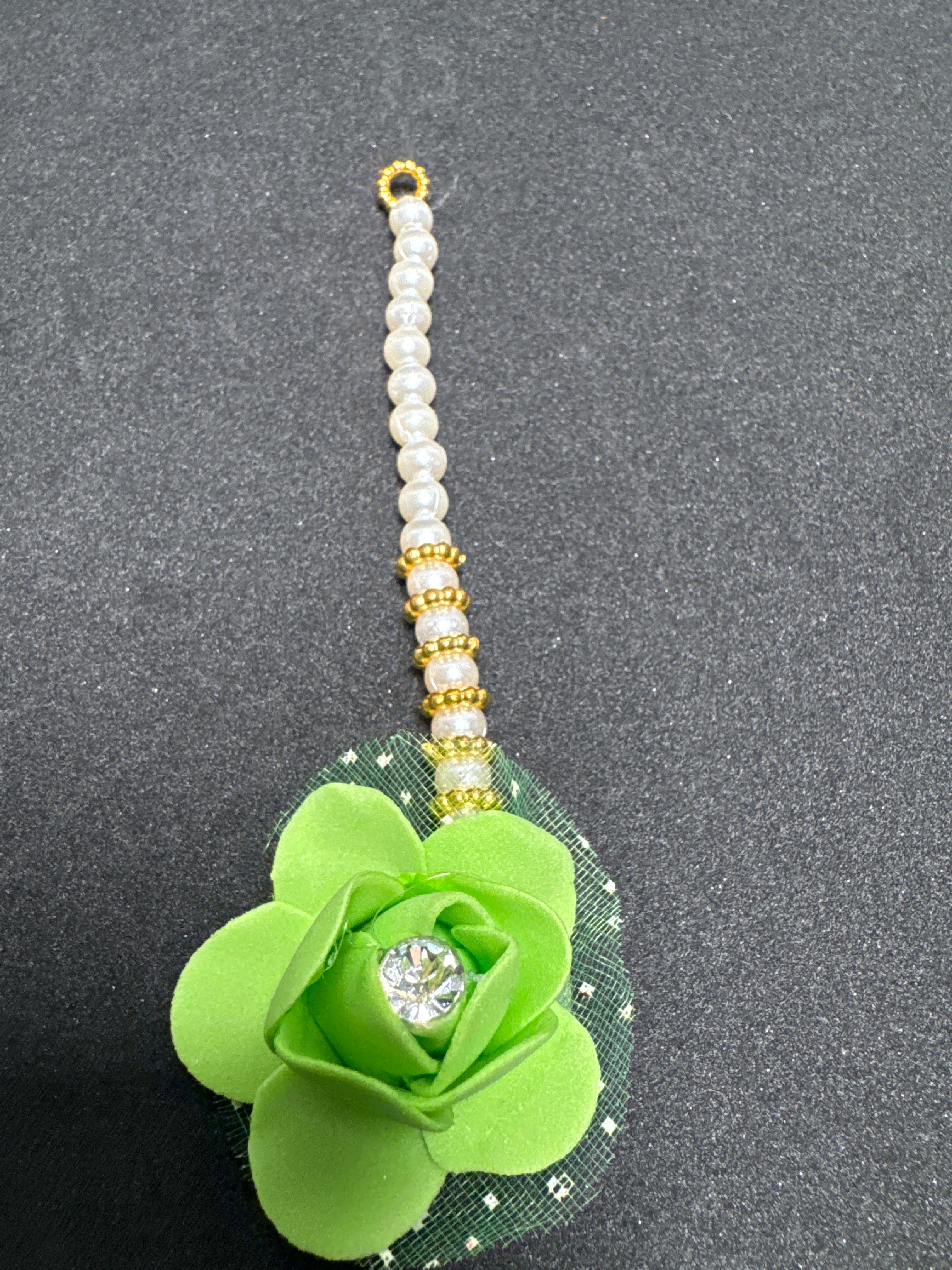 Light Green Flower Bindi for Bride & Bridegroom - Elegant Traditional Accessory with Decorative Element for Special Occasions