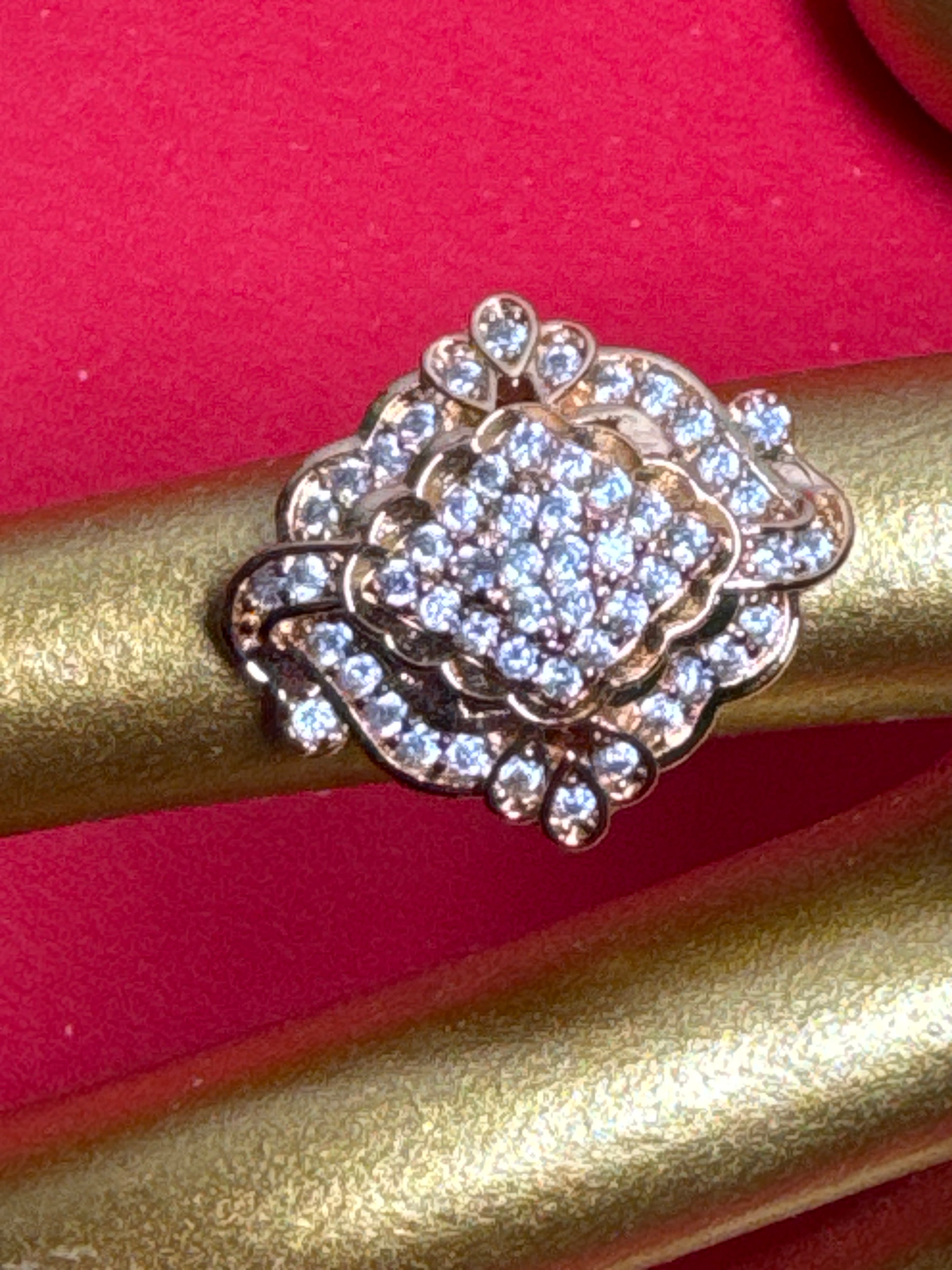 Gold ring with beads & Gem