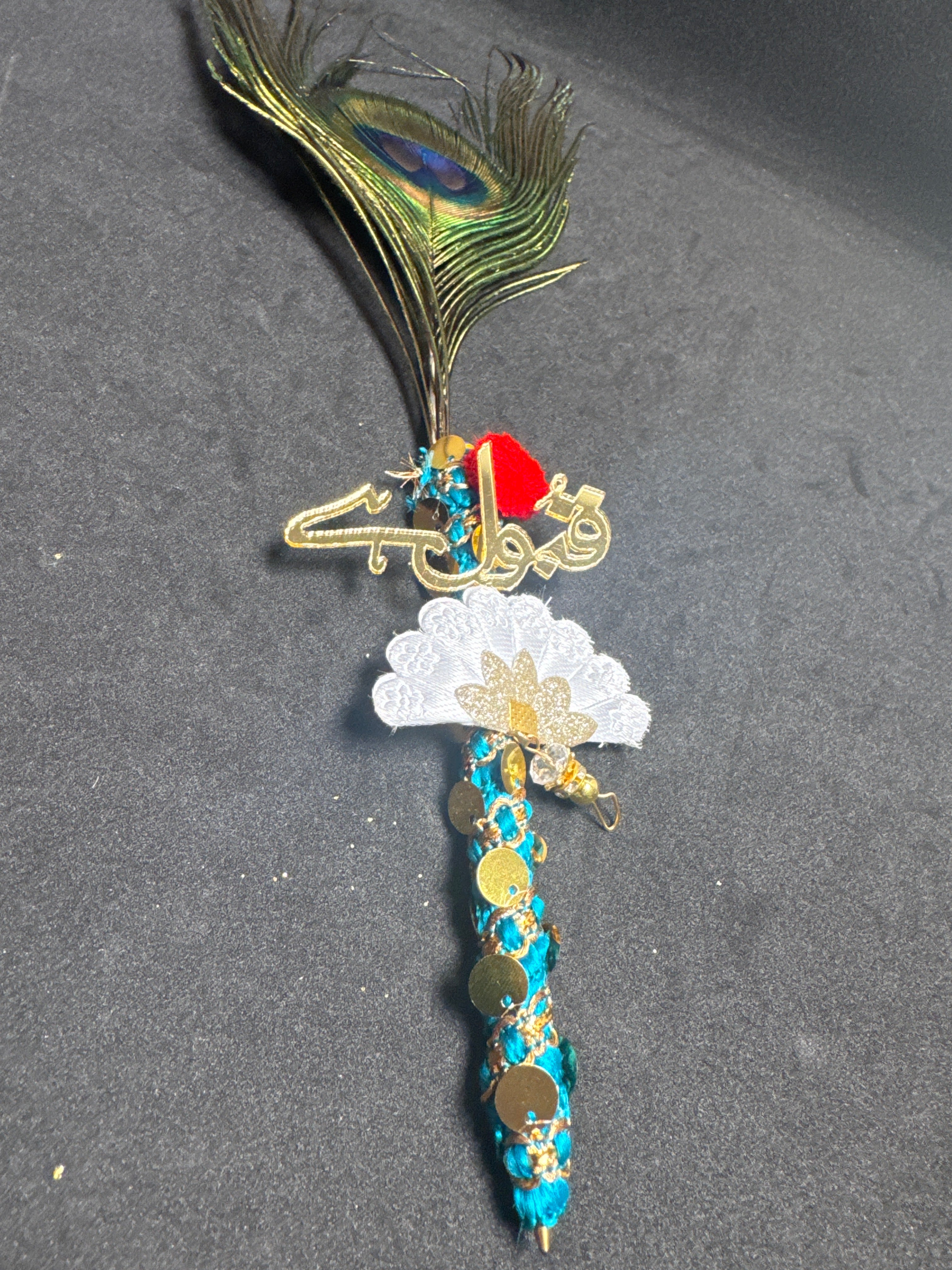 Bridal Nikah Pen D31 - Decorated Pen for Brides to Sign Nikah Documents Matching Bridal Attire with Peacock Feather and Beads