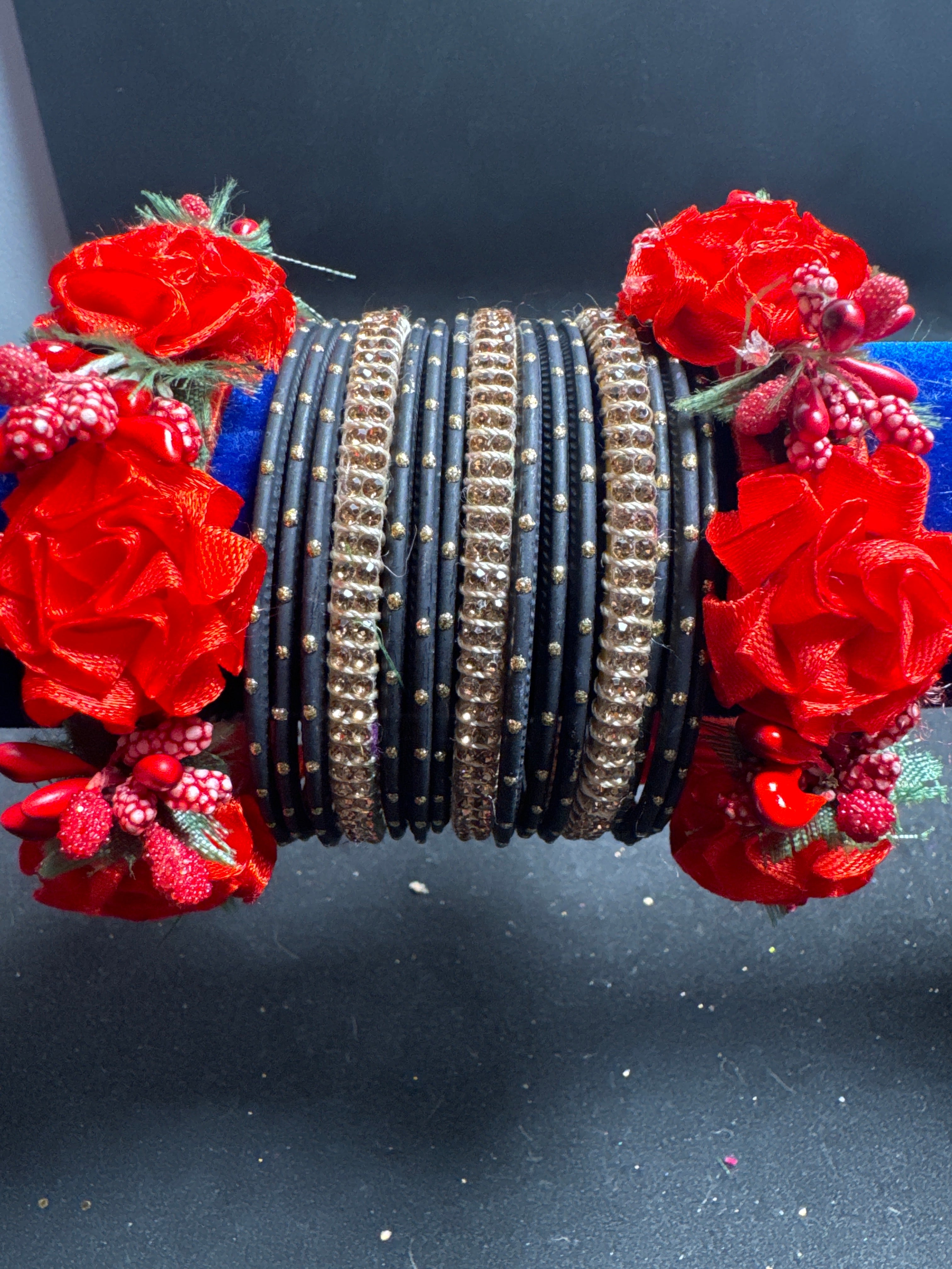 Black red flower bangles FB32