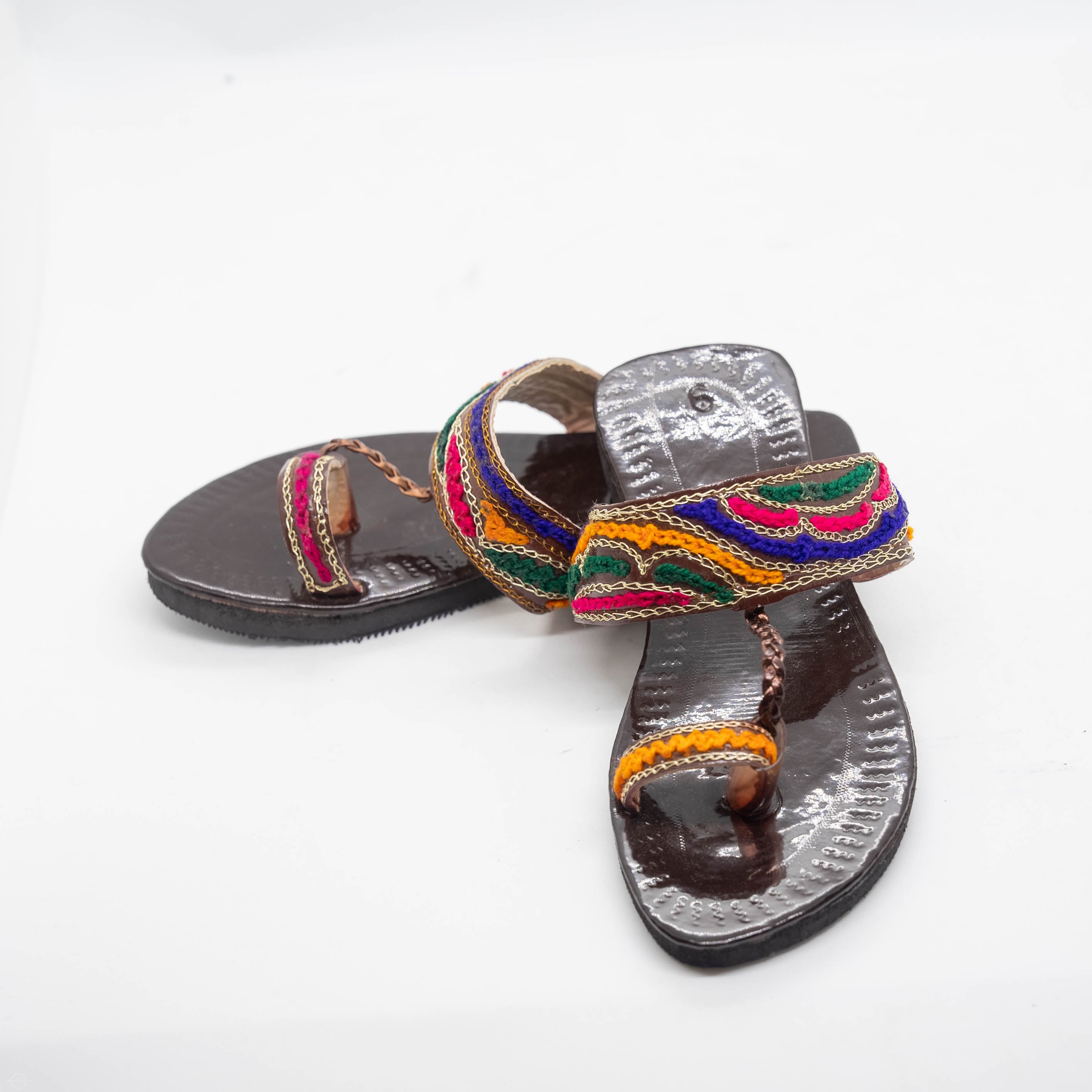Girls' Kolapuri Chapal - Traditional Crafted Comfortable & Durable Sandals for Everyday Wear - Perfect for Fashion-Forward Children