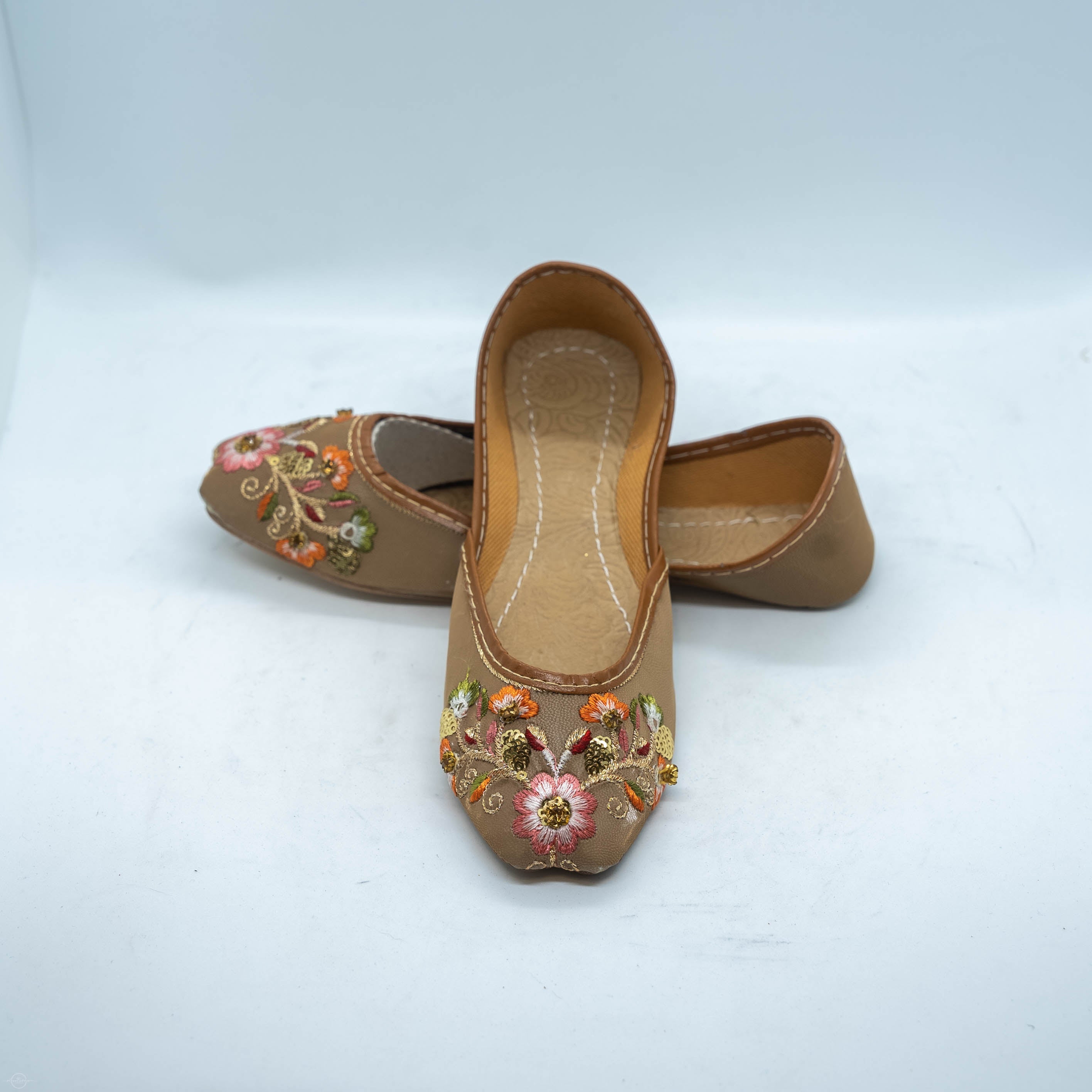 Beige Embroidered Khussa - Traditional Elegant Footwear with Intricate Embroidery for All-Day Comfort