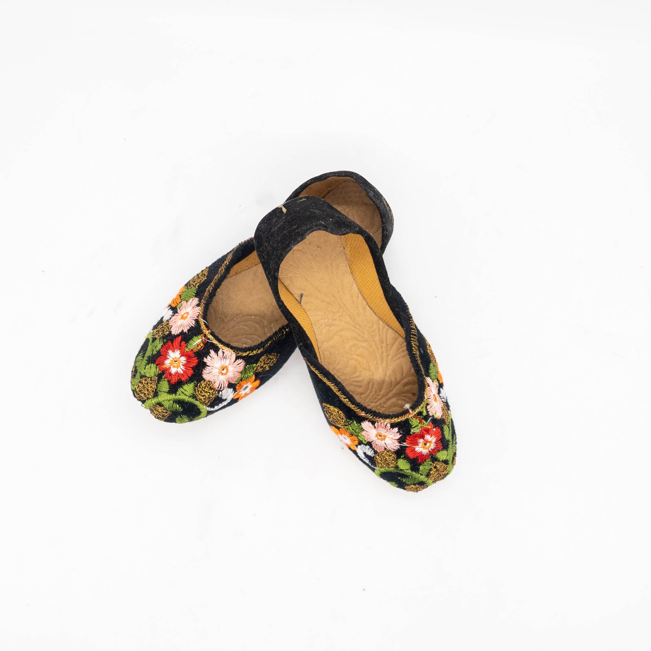 Black velvet khussa floral embroidery