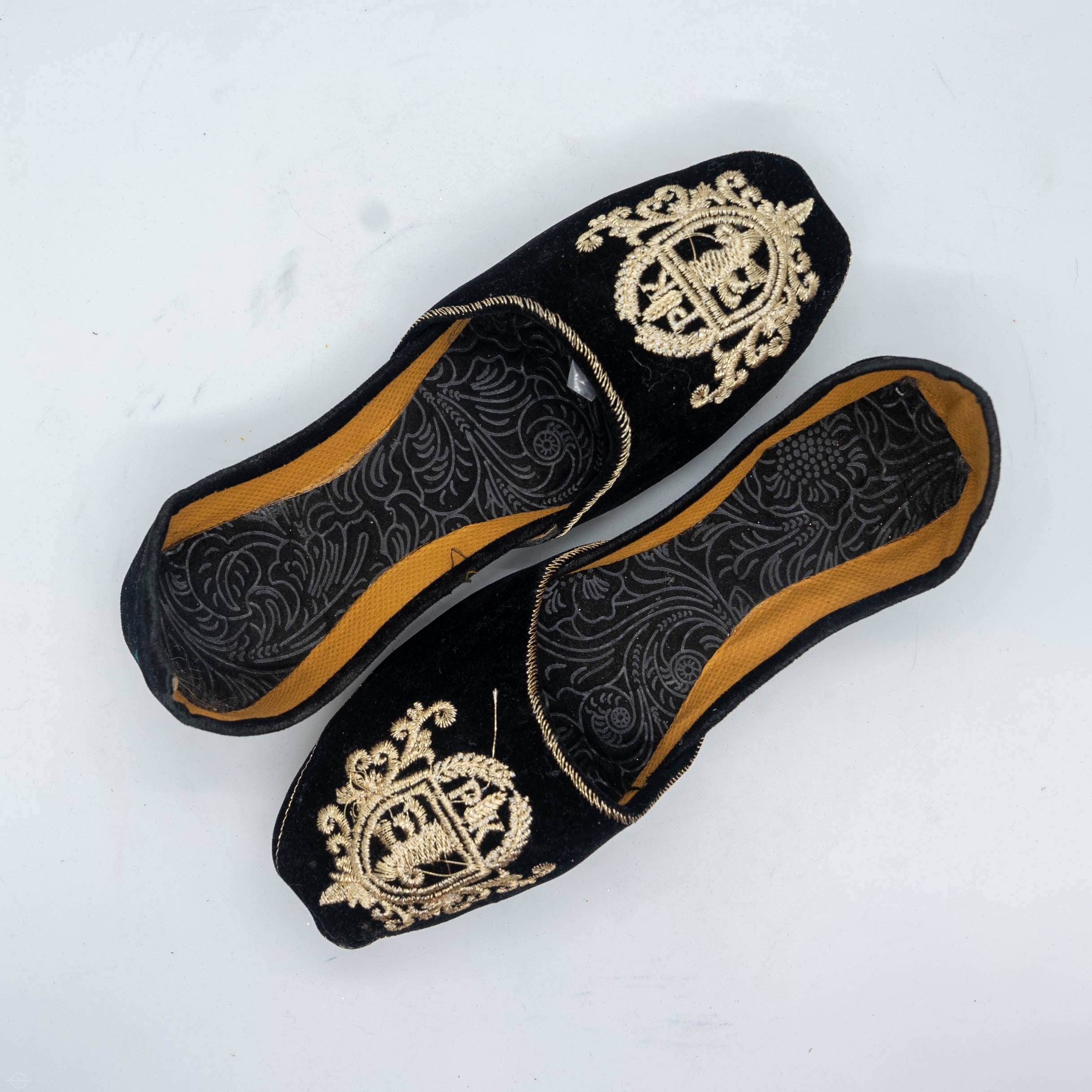 Black Velvet Embroidered Khussa - Handmade Luxury Slip-On Shoes with Delicate Gold Embroidery for Timeless Elegance