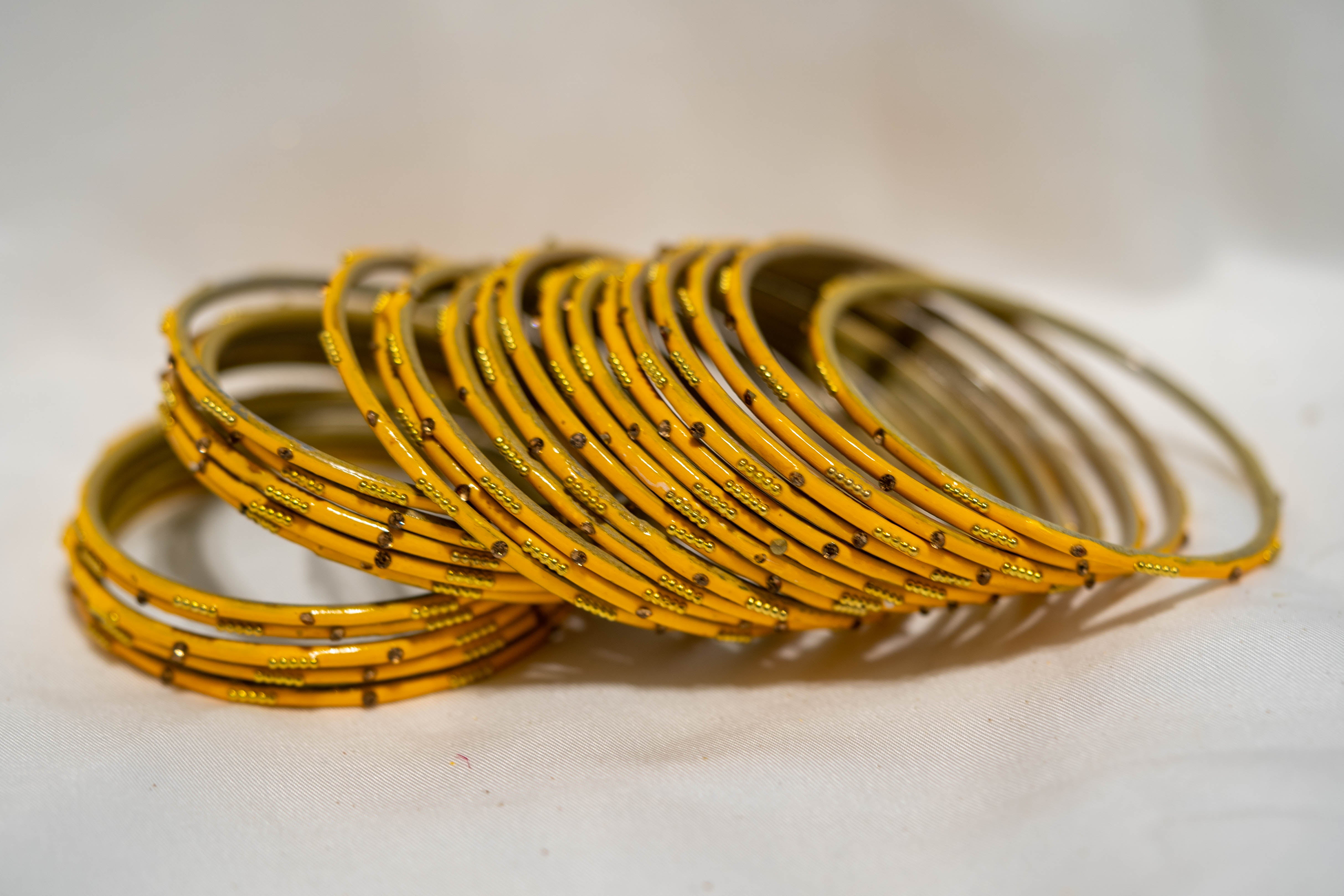 metal bangles mustard D1