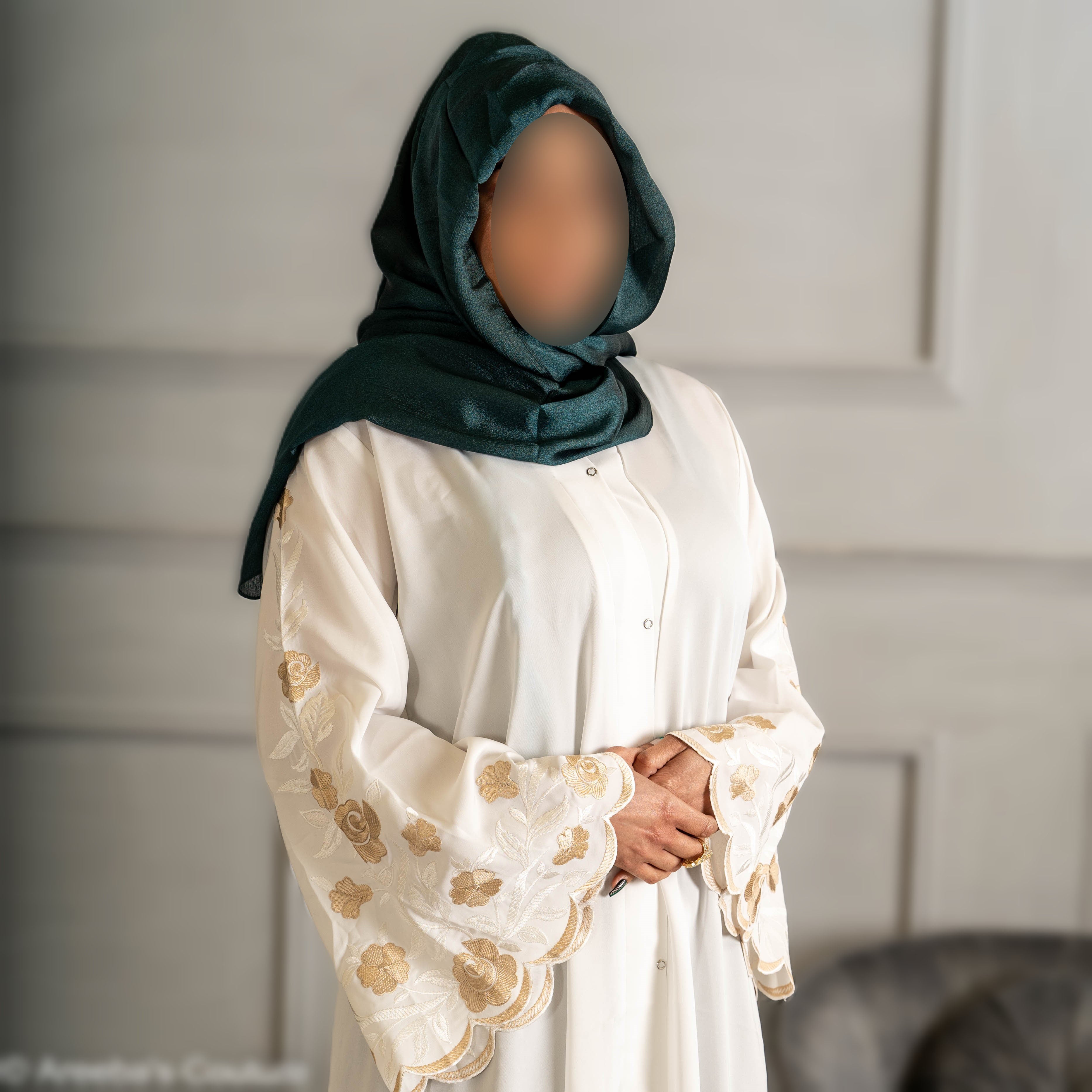 White Abaya with Embroidered Sleeves - High-Quality Fabric & Intricate Embroidery for Elegance and Sophistication ID