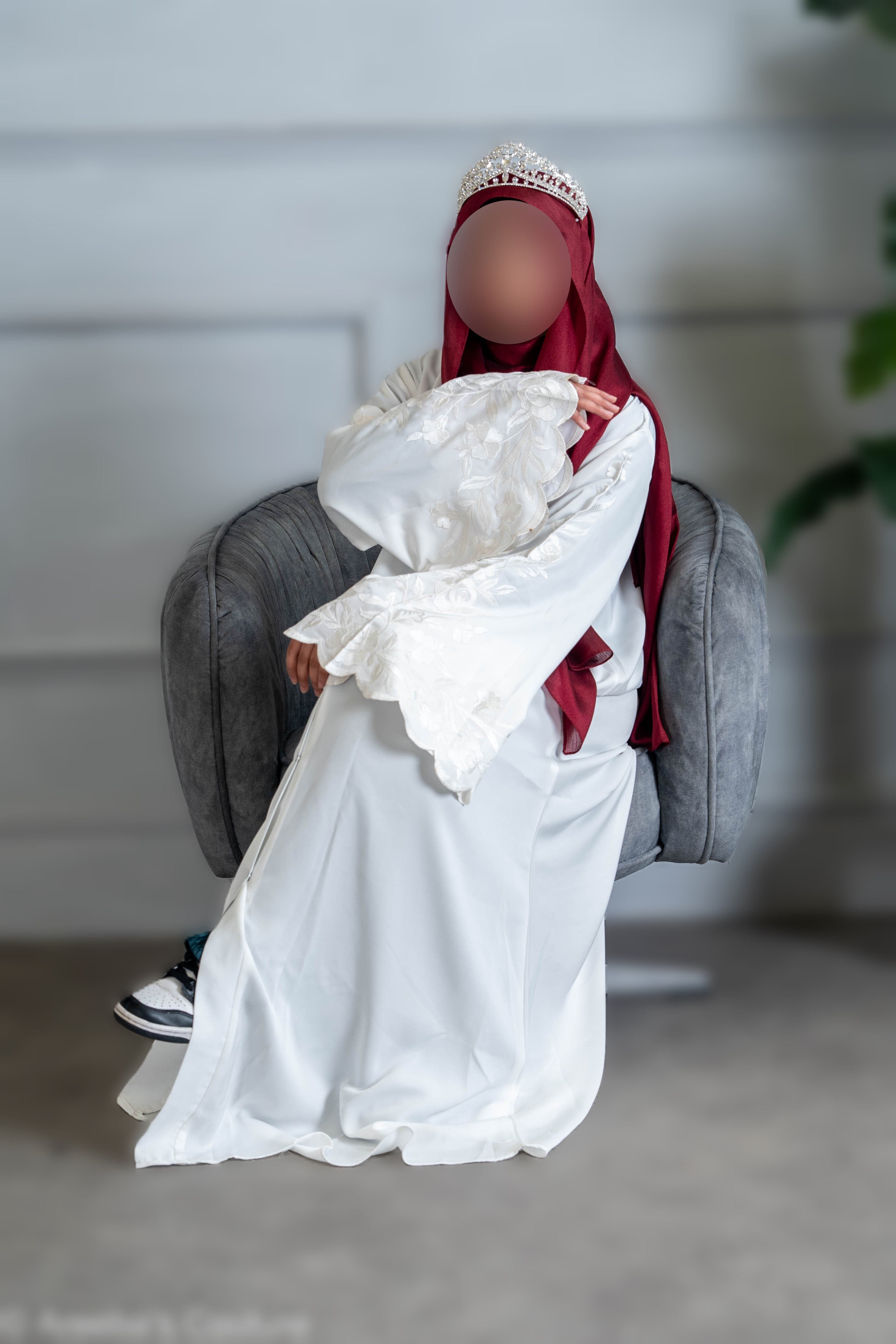 White Abaya with Stunning White Embroidery High-Quality Materials for Style and Comfort Perfect for Any Occasion