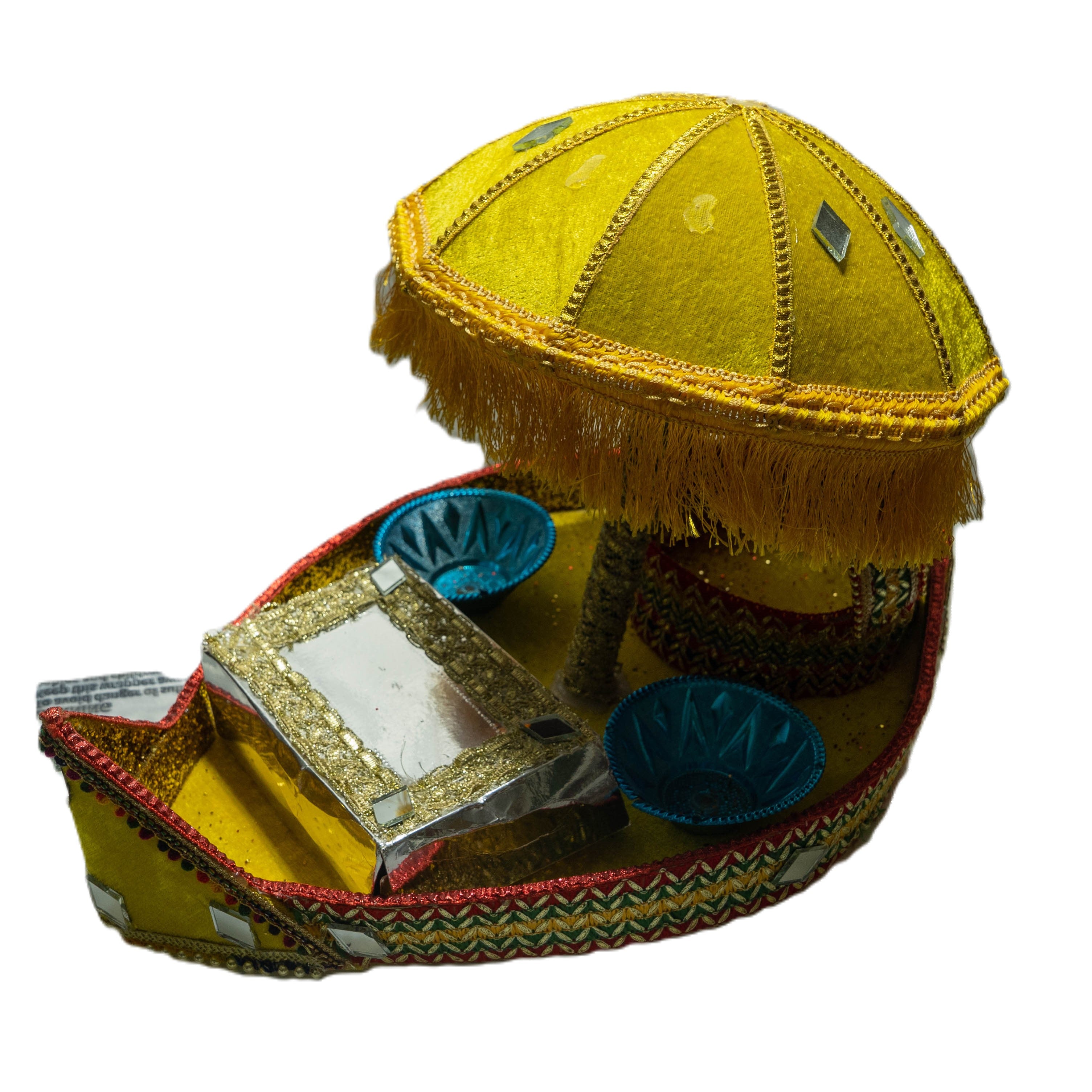 Boat shaped Mehndi tray