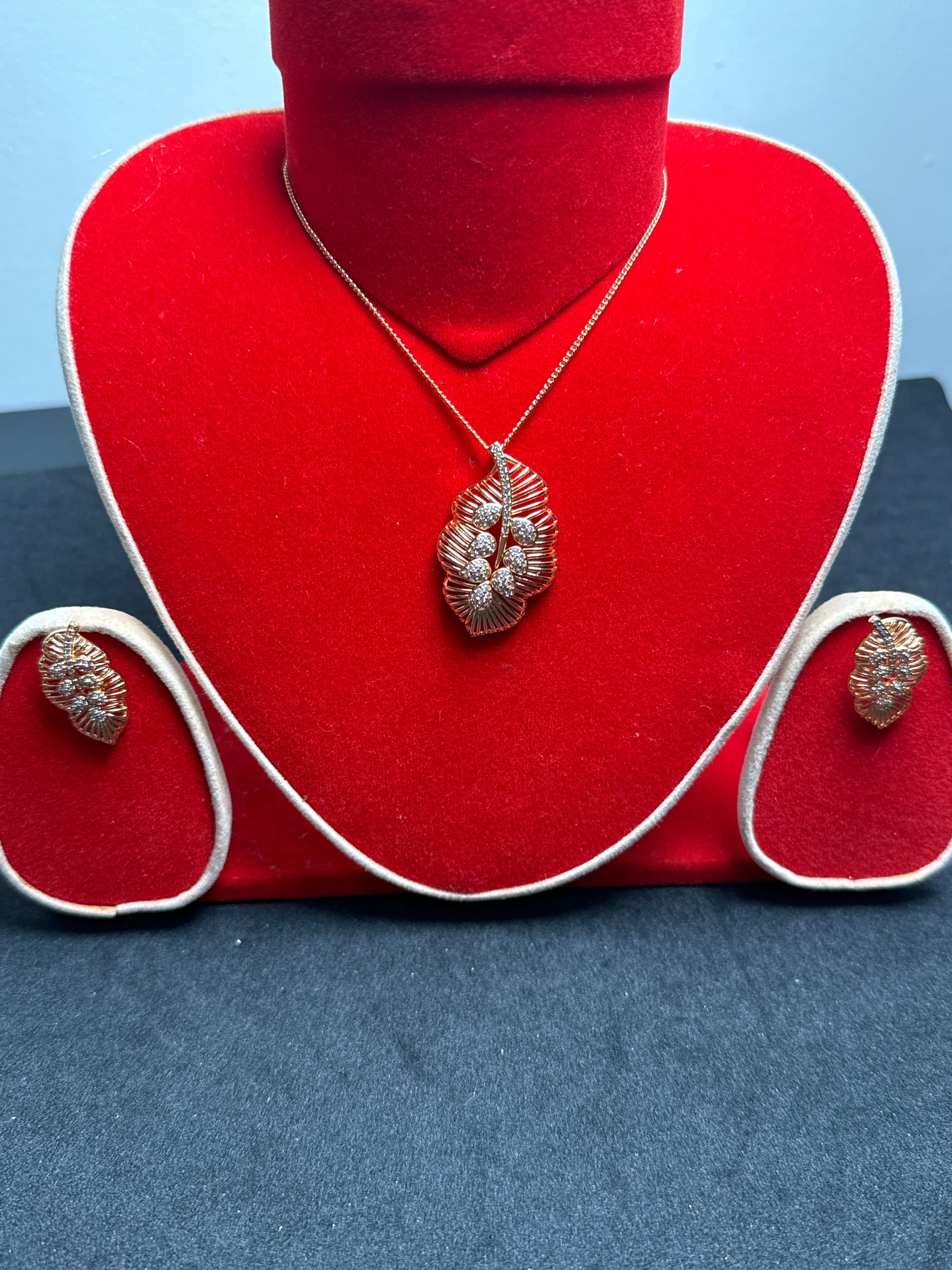 Golden Necklace and earring set - JS78