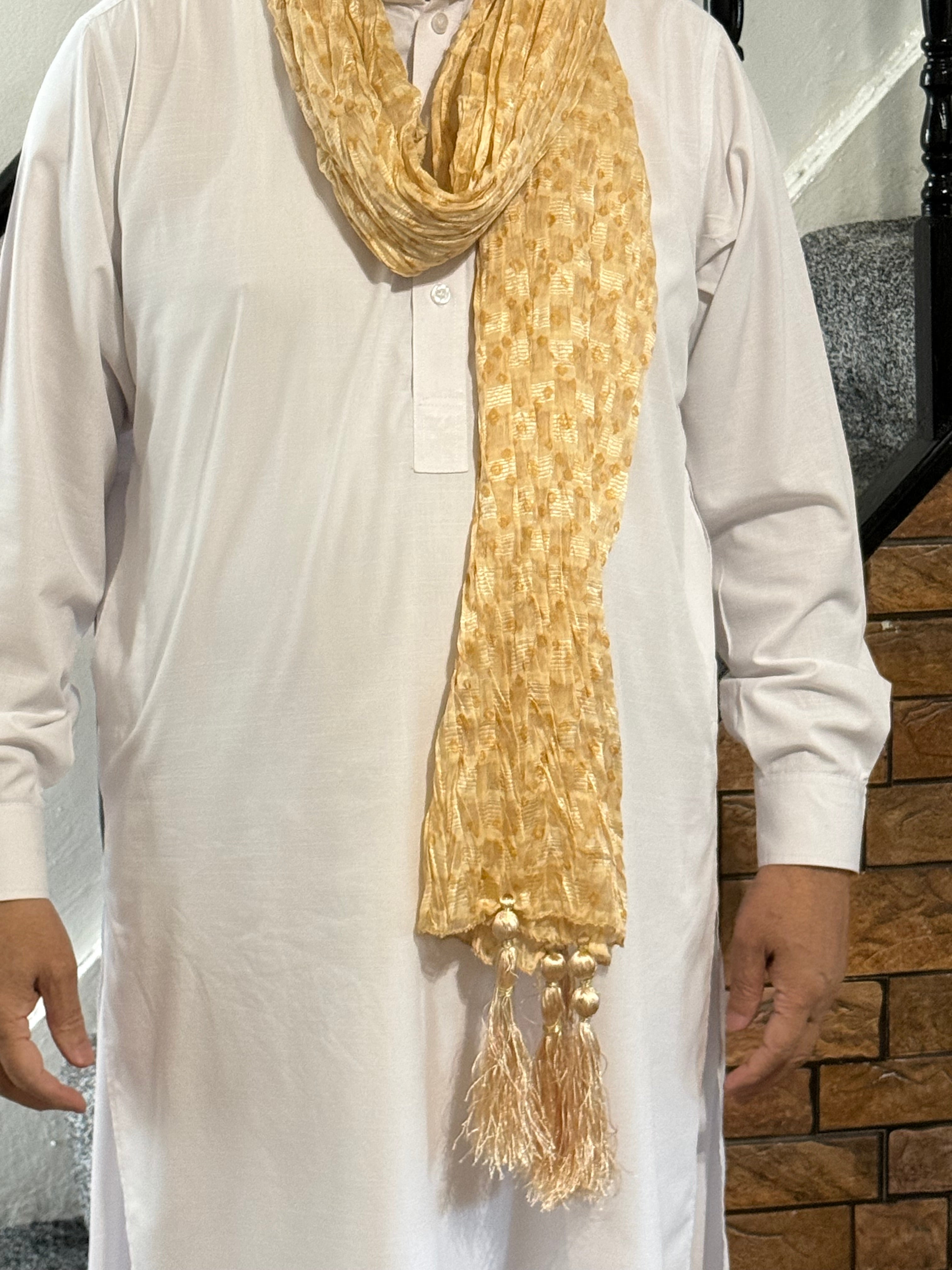 Mehndi Dupatta(Chunri) For The Lads In Beige Gold Colour With Tussles