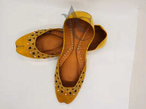 Khussa 40- Areeba's Couture