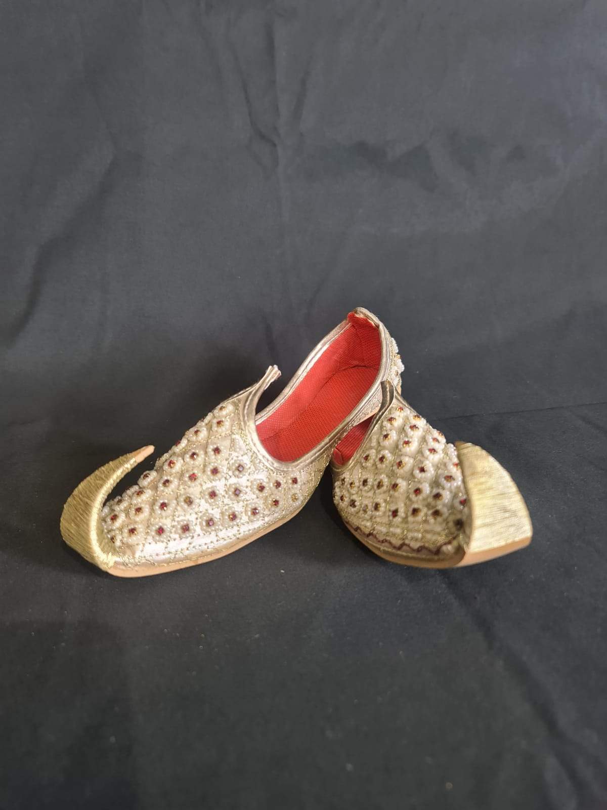 Boys silver  khussa stone work- Areeba's Couture