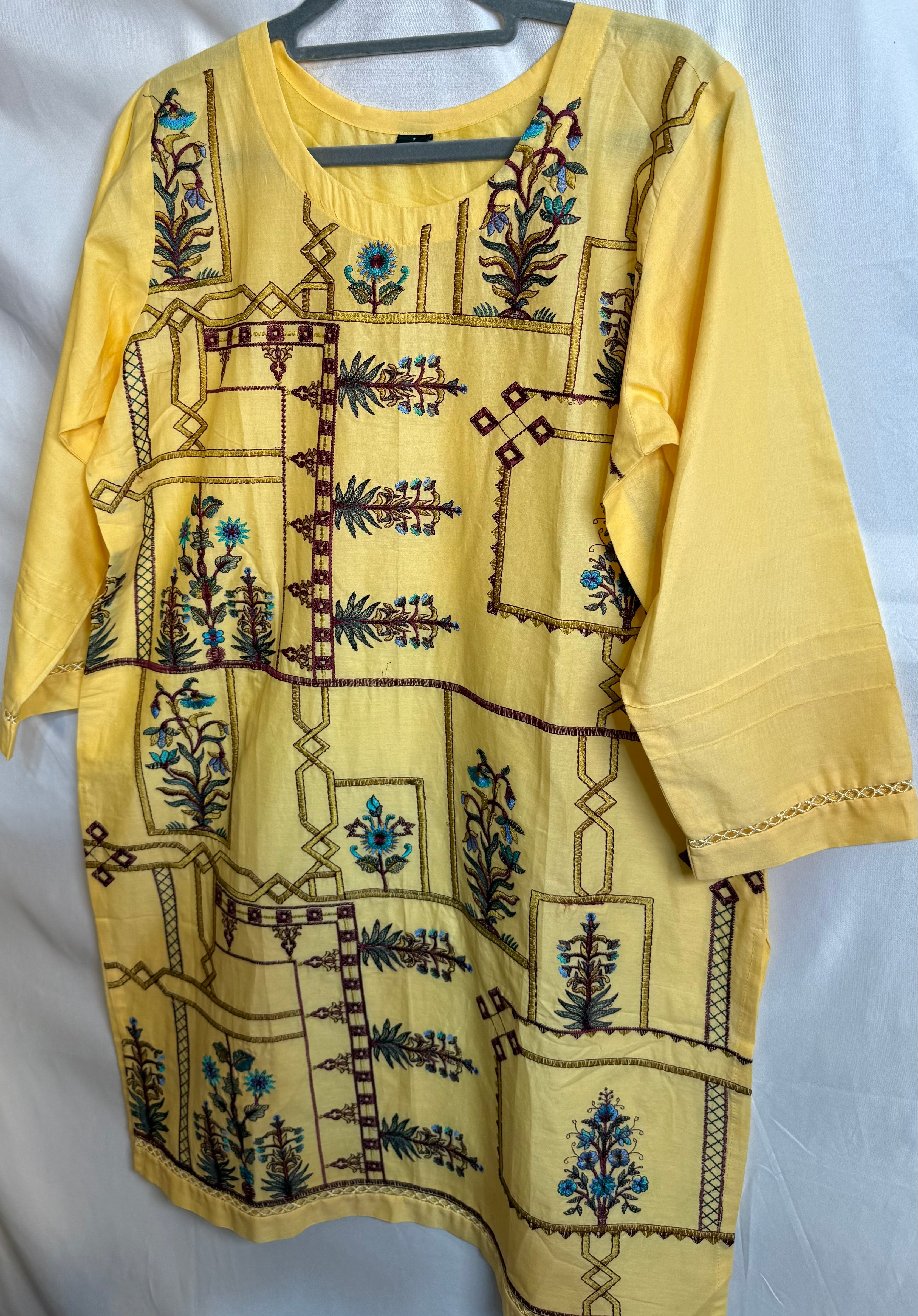 Ladies Cotton Kurta With Embroidery