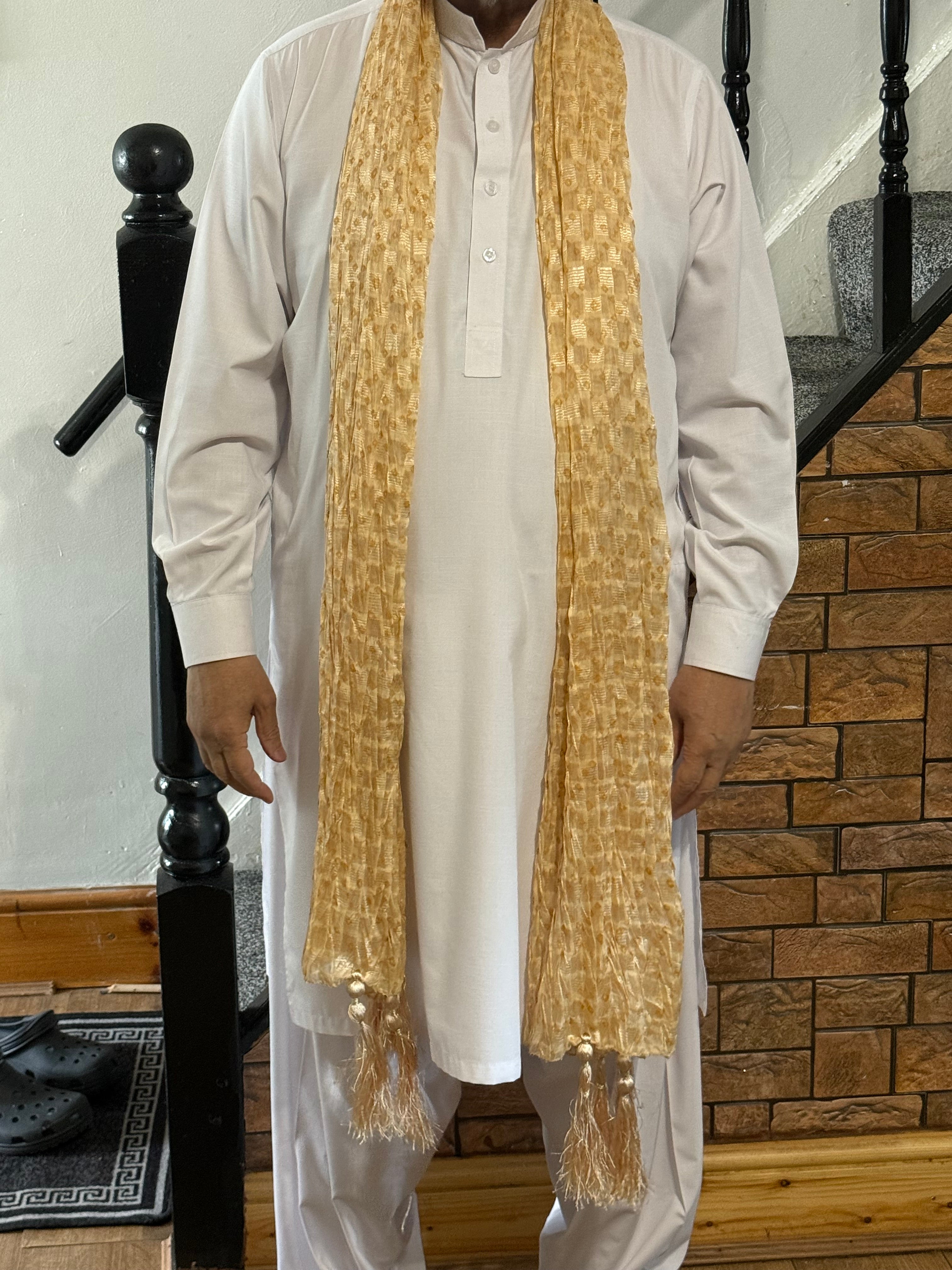 Mehndi Dupatta(Chunri) For The Lads In Beige Gold Colour With Tussles