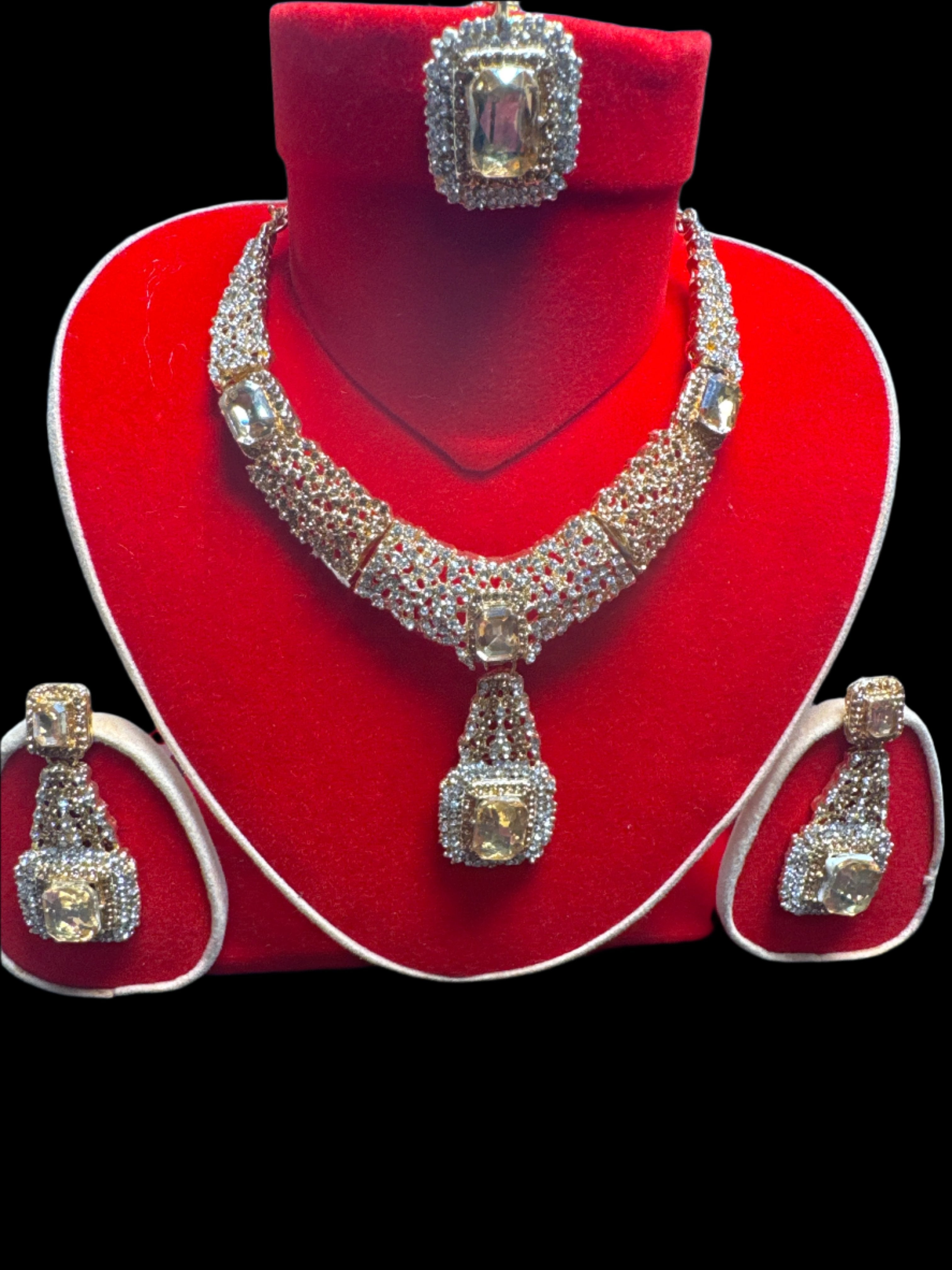 Golden Necklace and earring & Bindia set in silver and gold colour - JS85