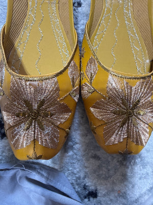 Yellow Khussa size 5- Areeba's Couture