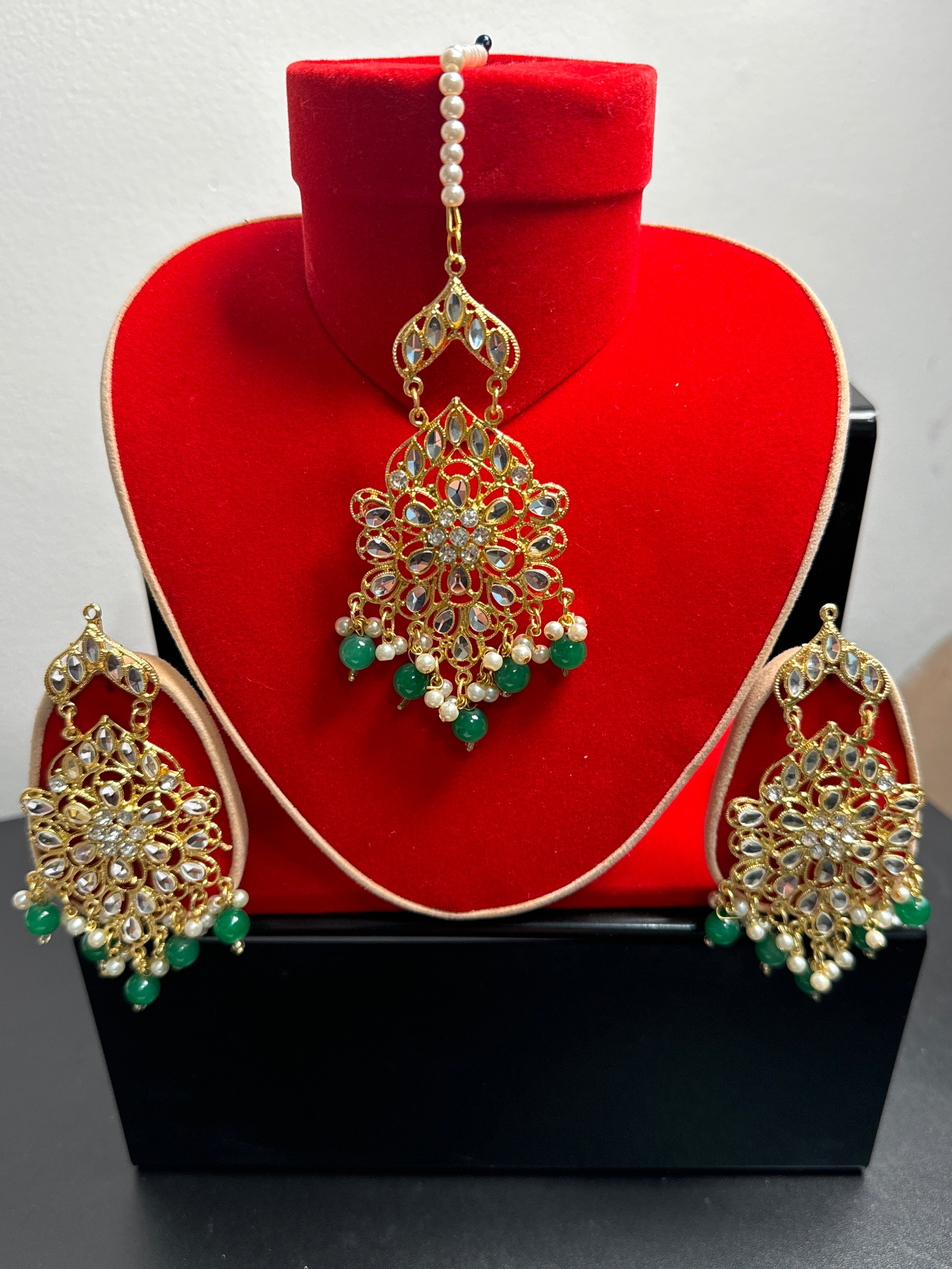 Teeka - Bindia & earring set TBE 02