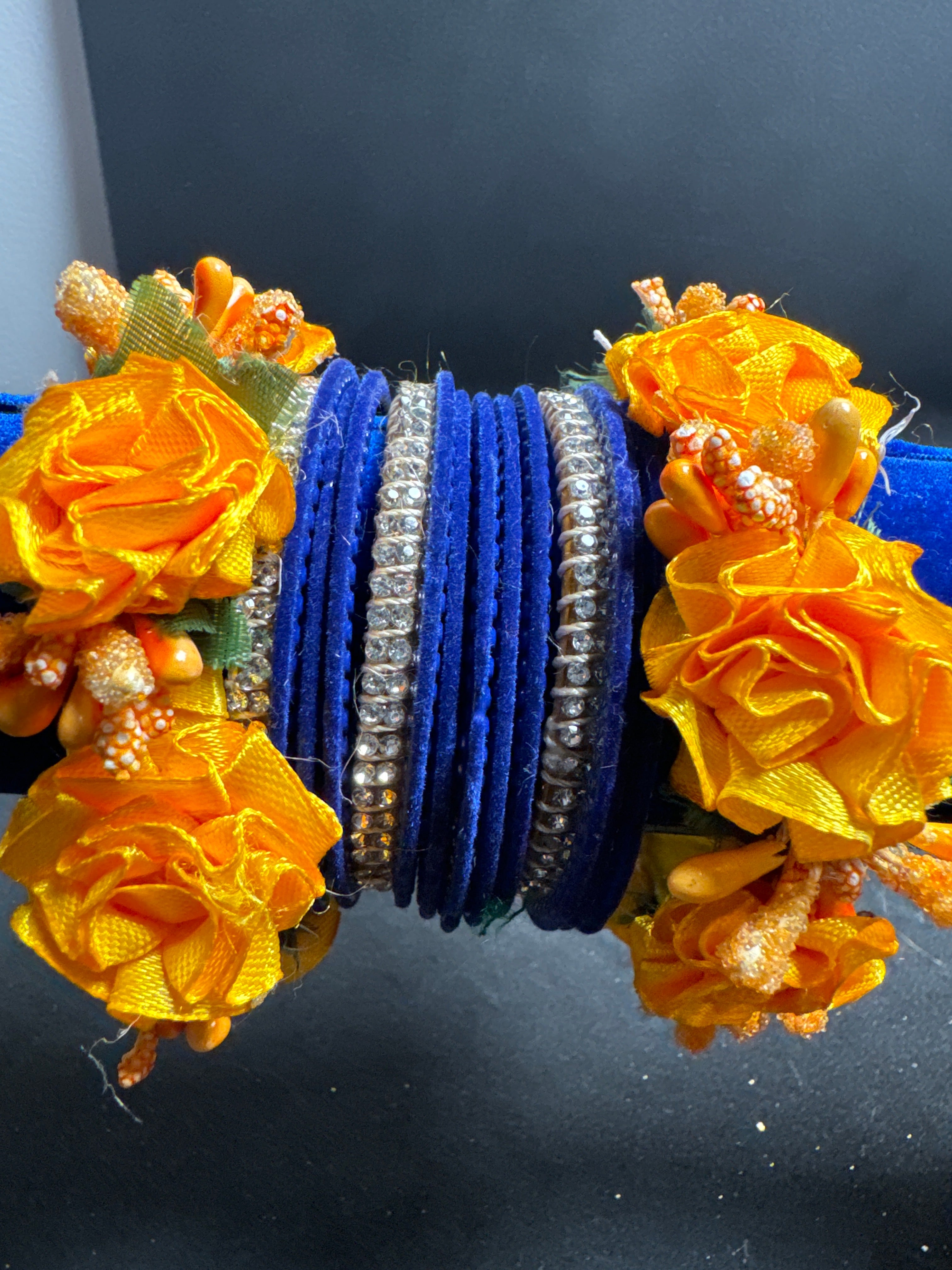 Blue yellow bangles FB35