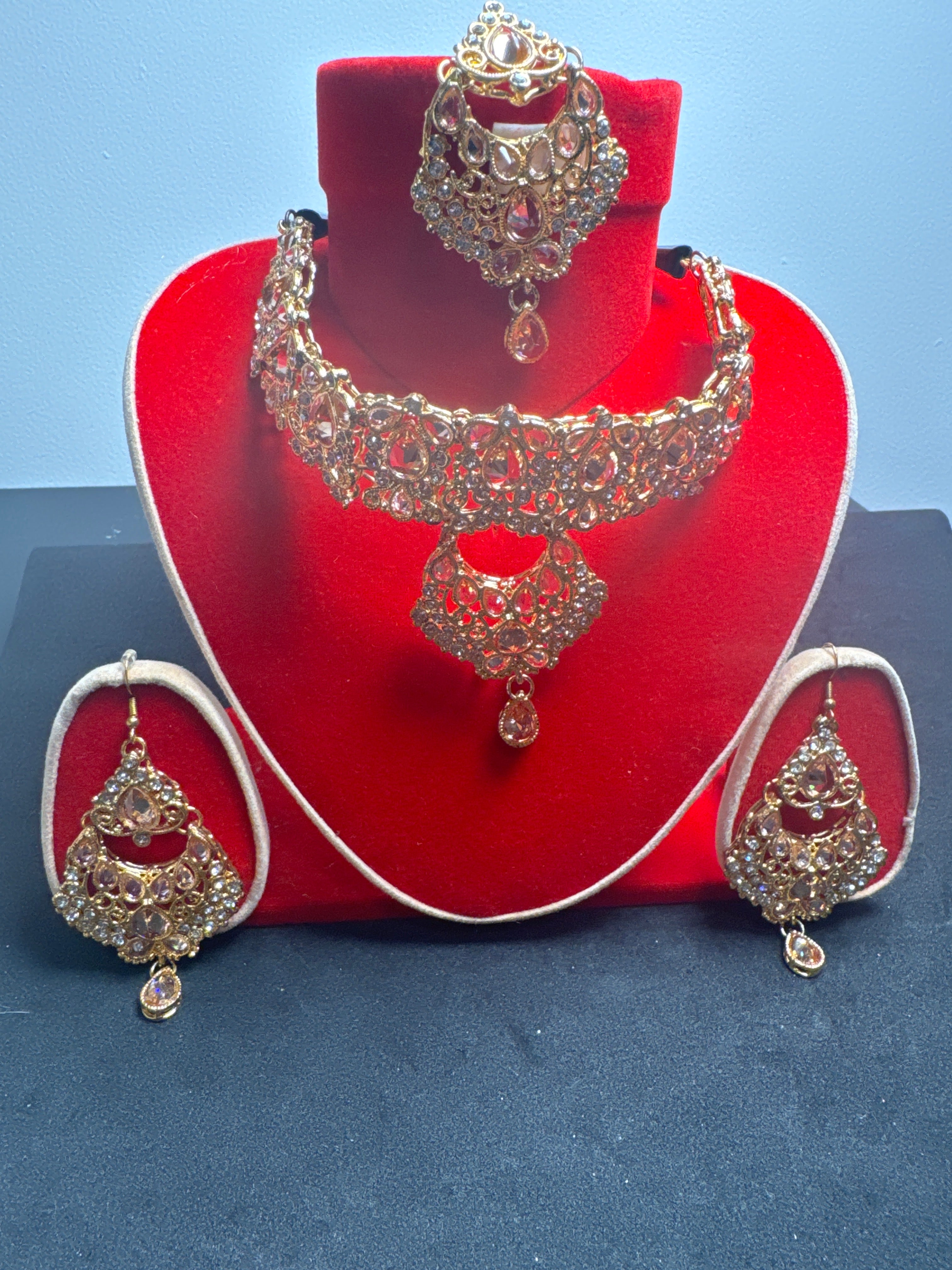 Golden Necklace and earring & Bindia set - JS69