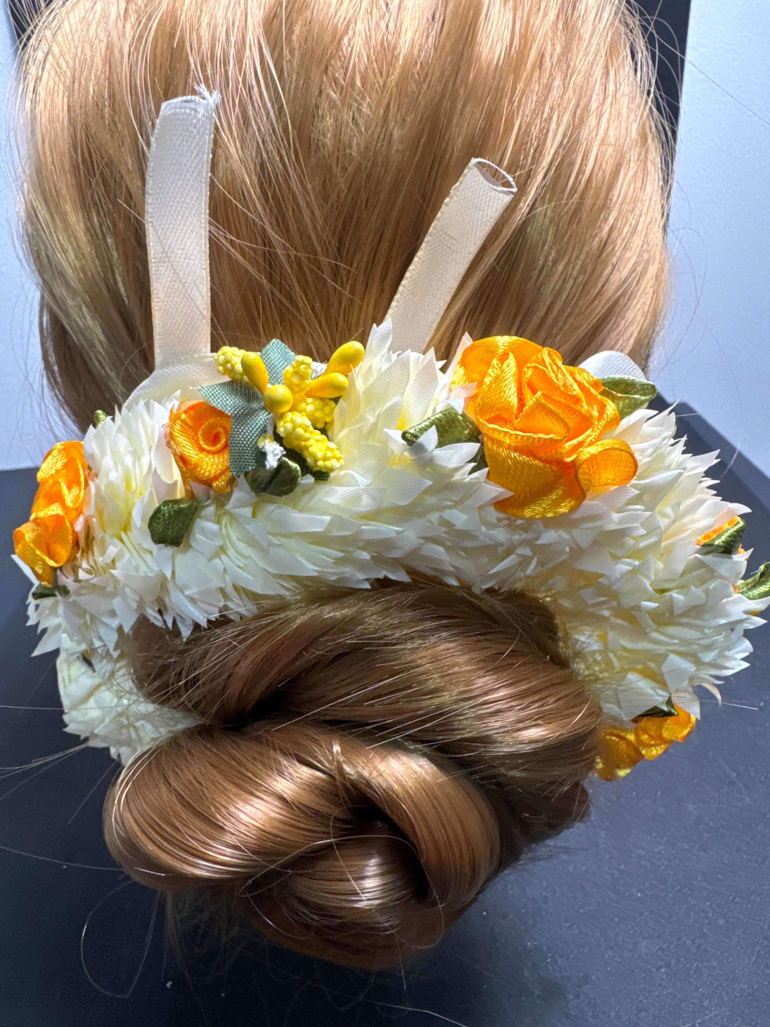 Hair bun flower Jewerally in white and yellow colour