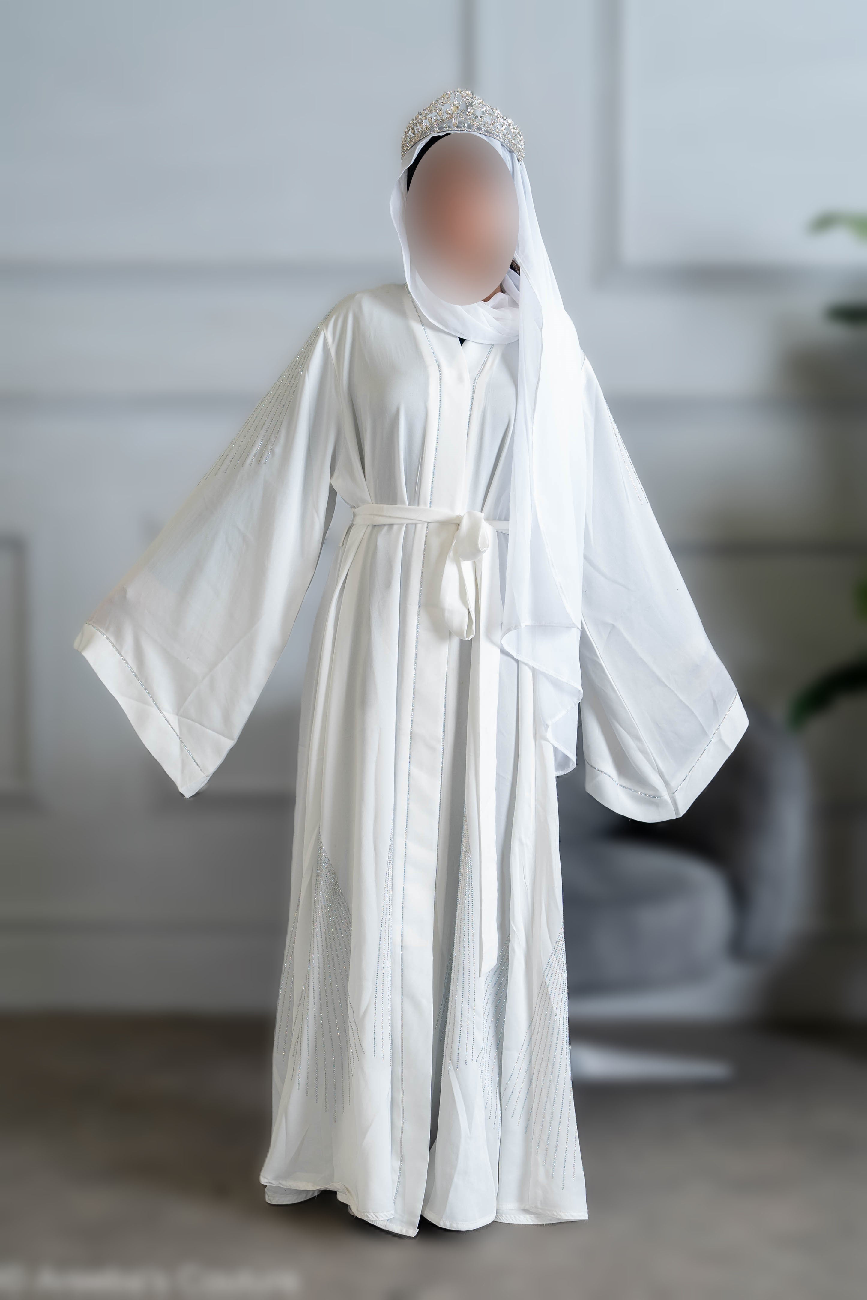 White abaya white DMC on daman