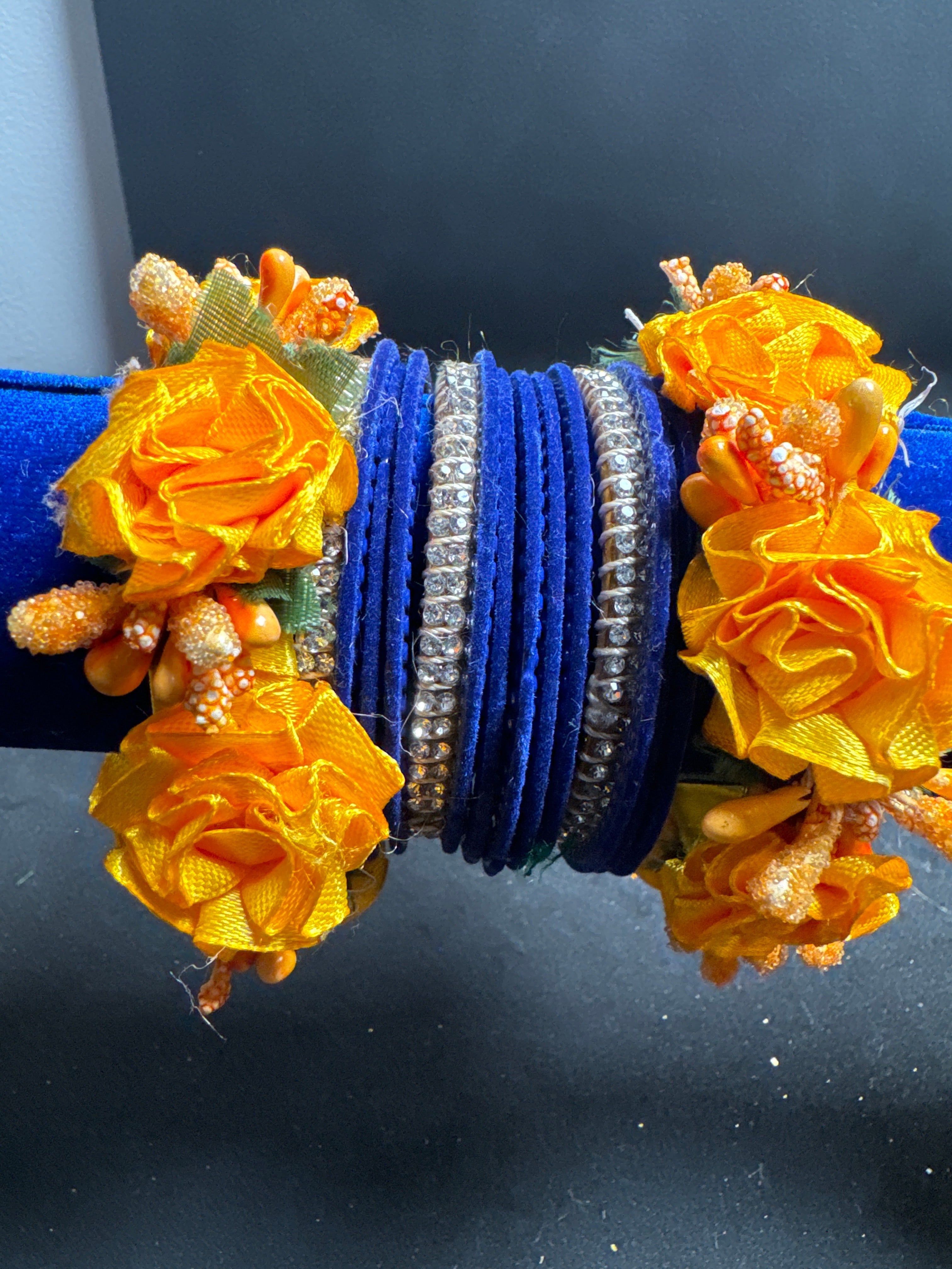 Blue yellow bangles FB35