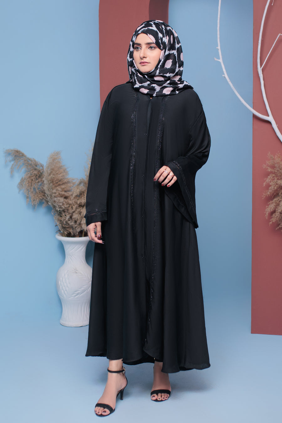 Eshaal Lace abaya- Areeba's Couture