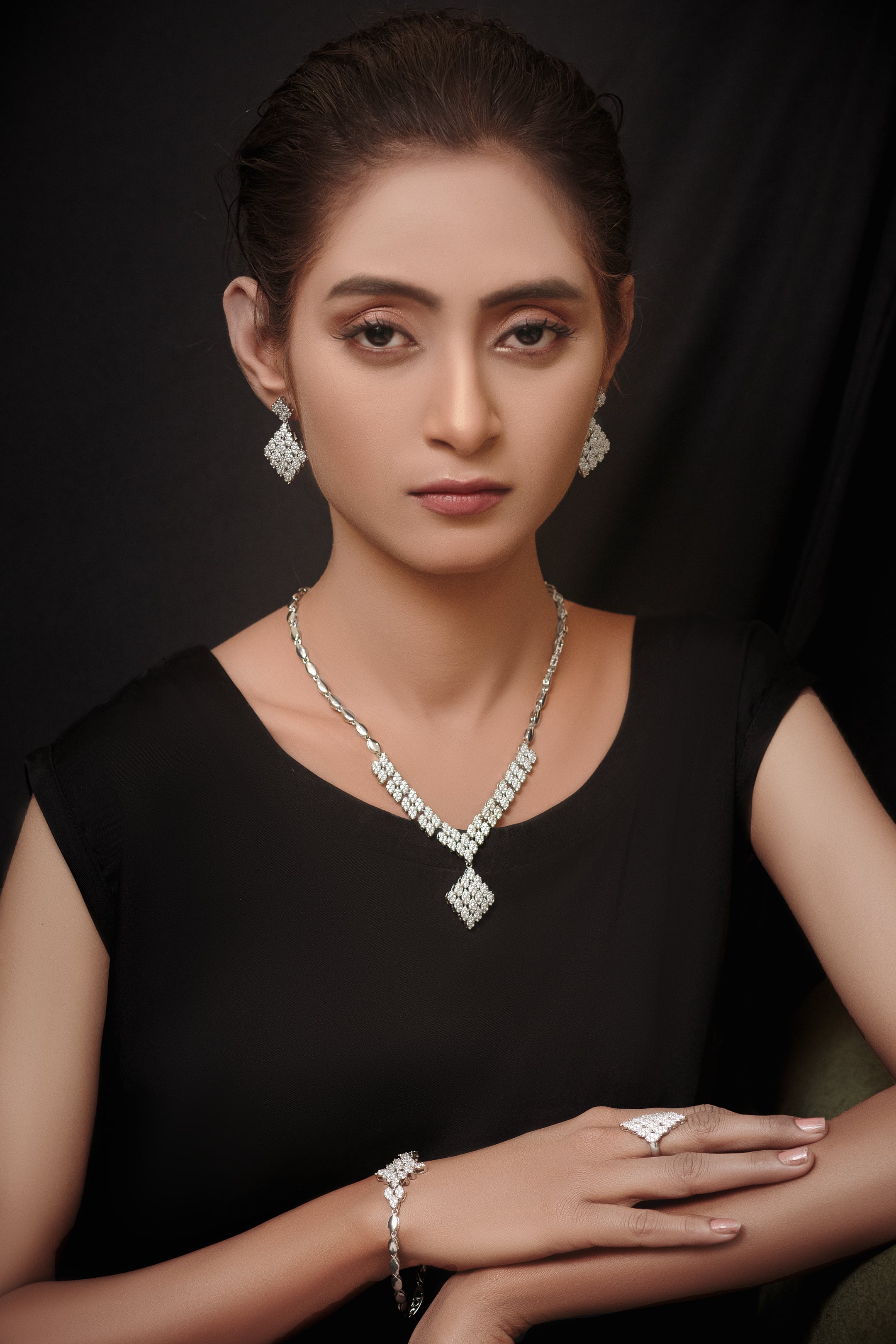 Sterling silver Artificial Jewellery set2- Areeba's Couture