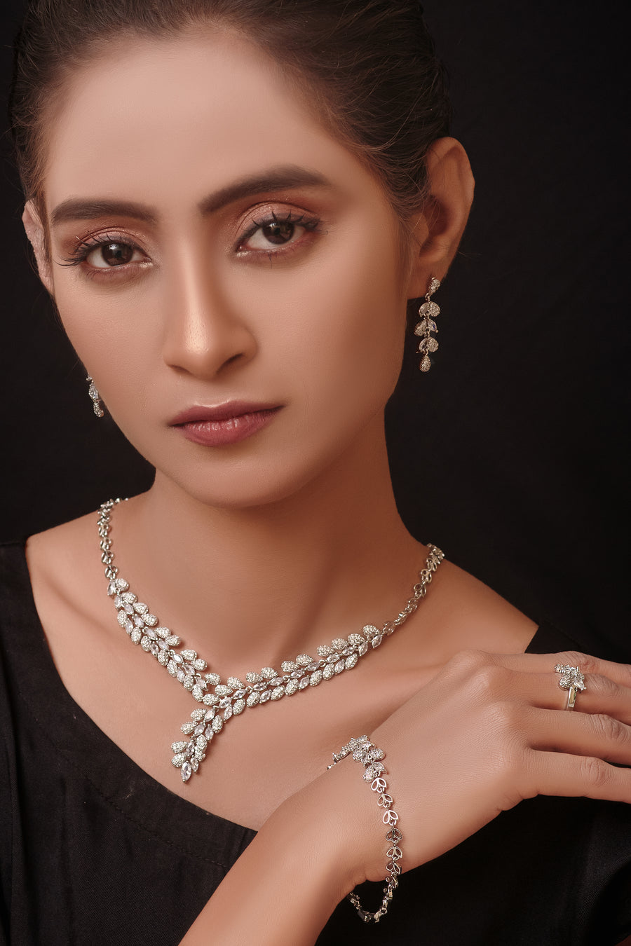 Sterling silver Artificial Jewellery set5- Areeba's Couture