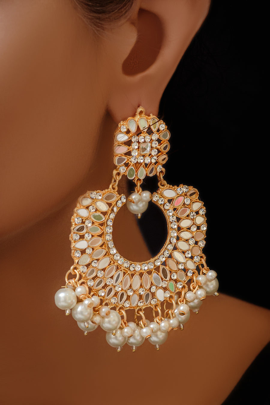 White Earrings and Bindi set- Areeba's Couture