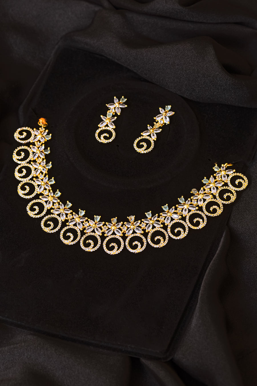 White Necklace and earring set- Areeba's Couture