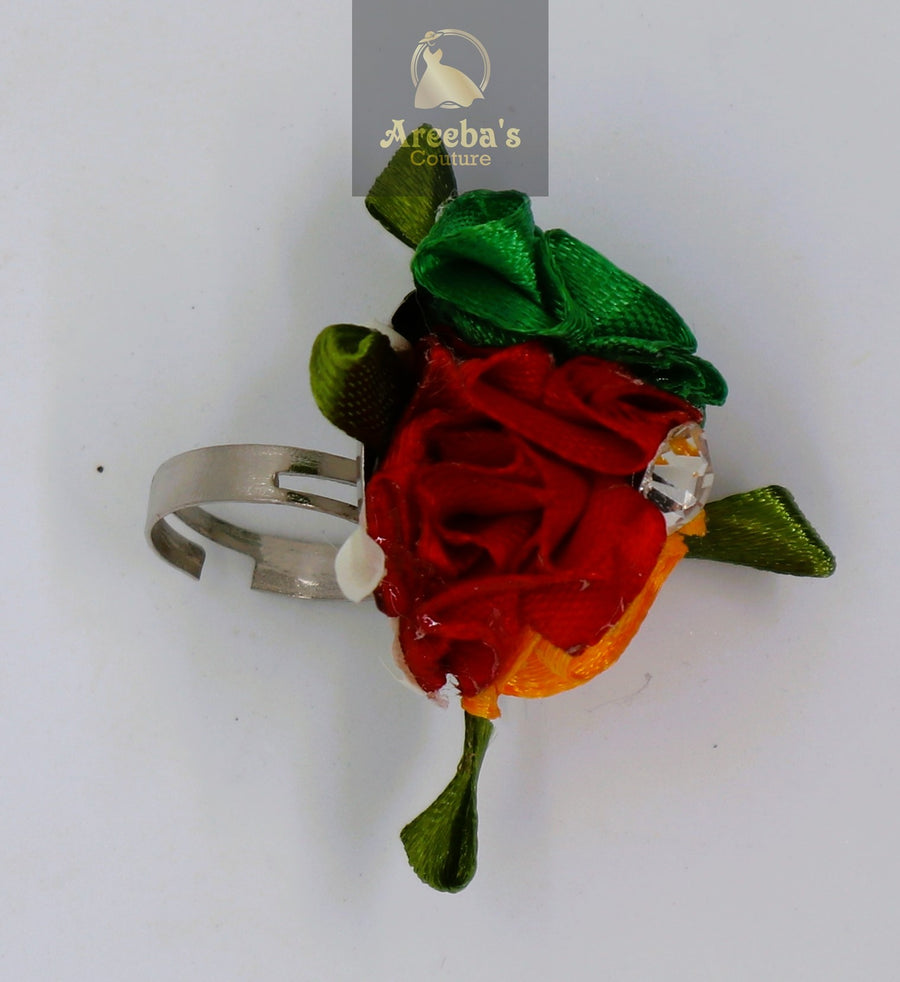 Flower ring- Areeba's Couture