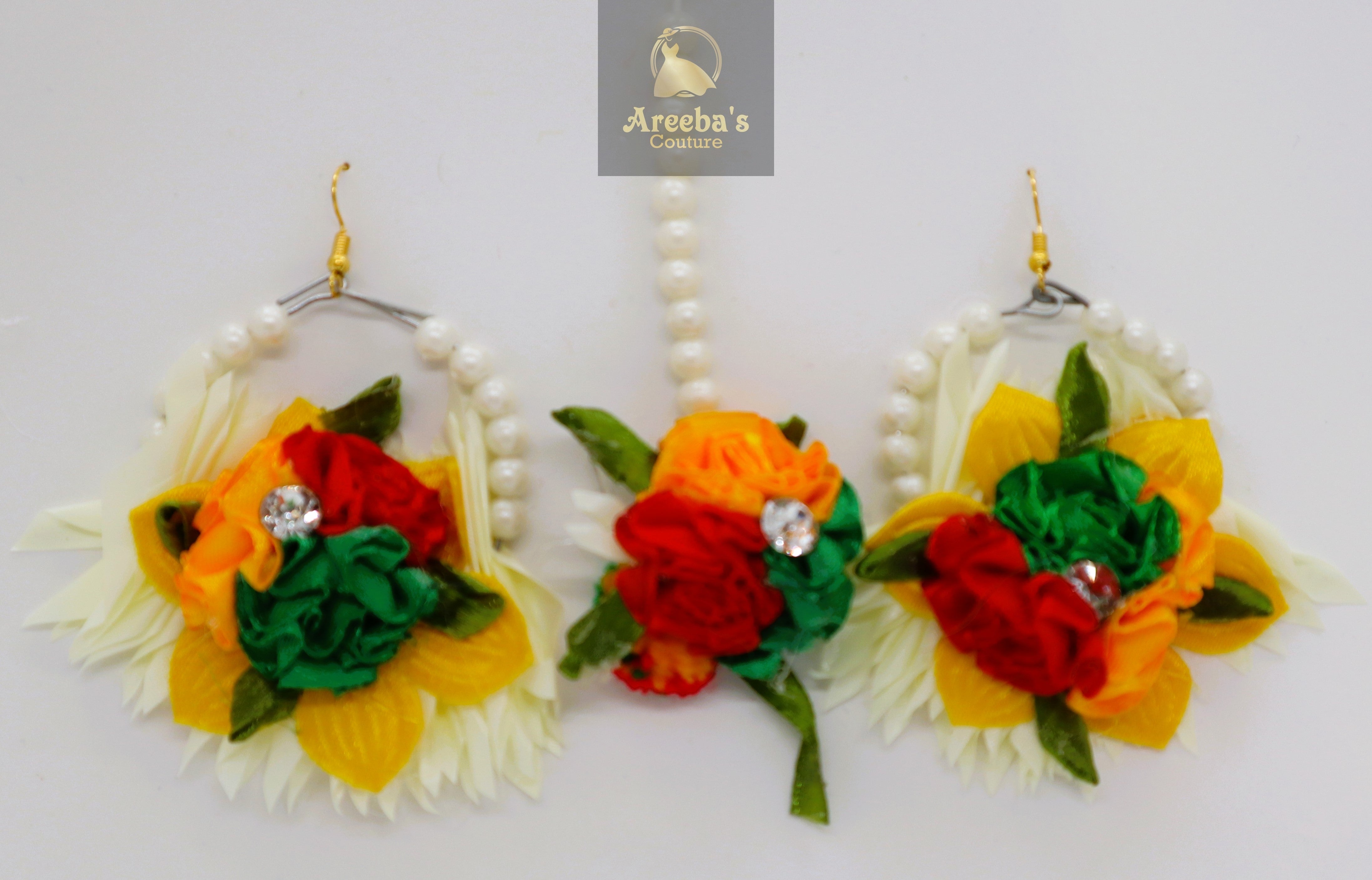 Earing and bindi set- Areeba's Couture