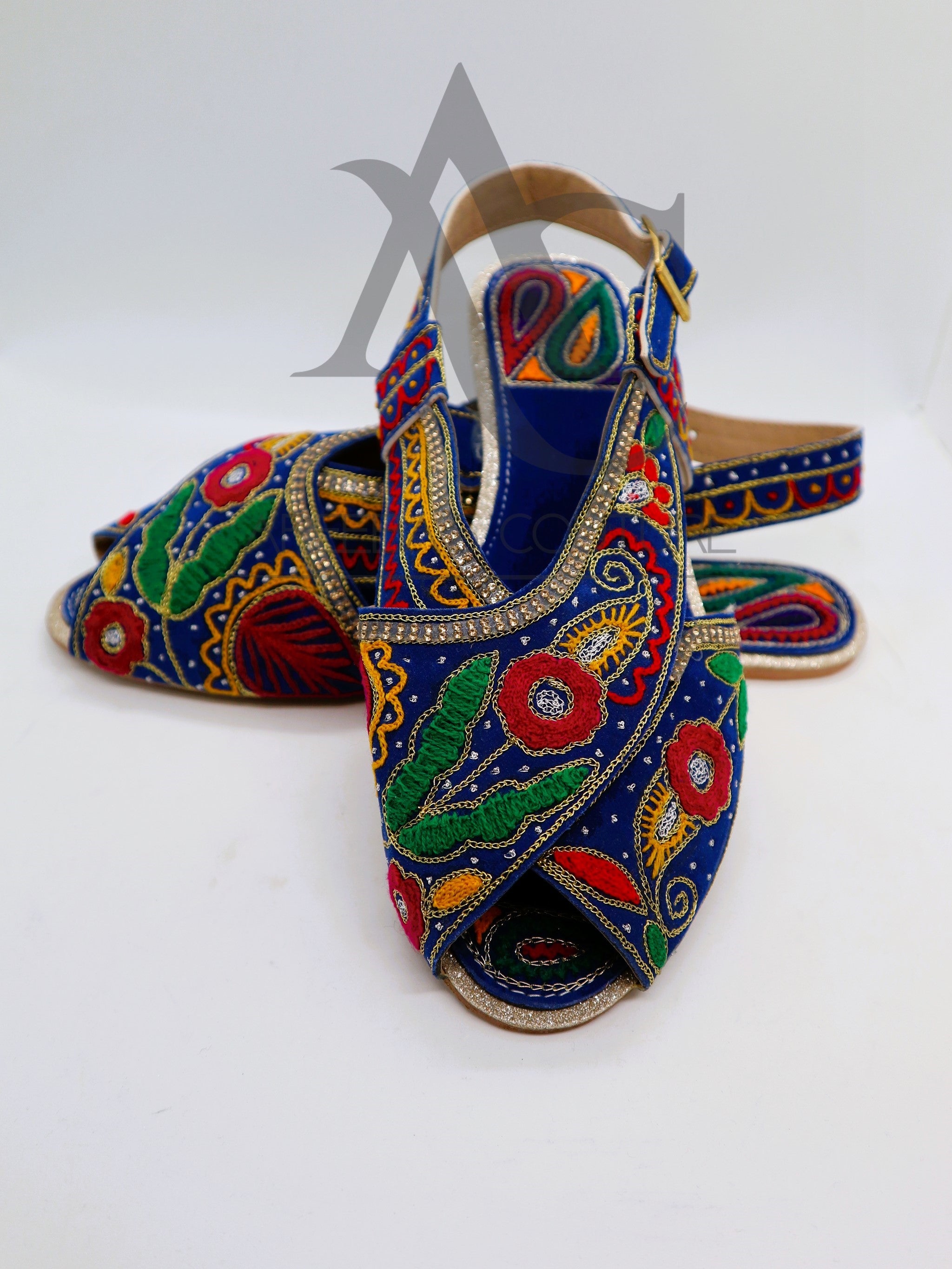 Ladies Peshawar chappal- Areeba's Couture