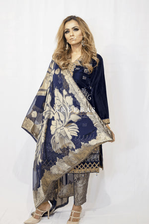 HAND WORK BLUE EMBROIDERED VELVET 3 PIECE PRET d2- Areeba's Couture