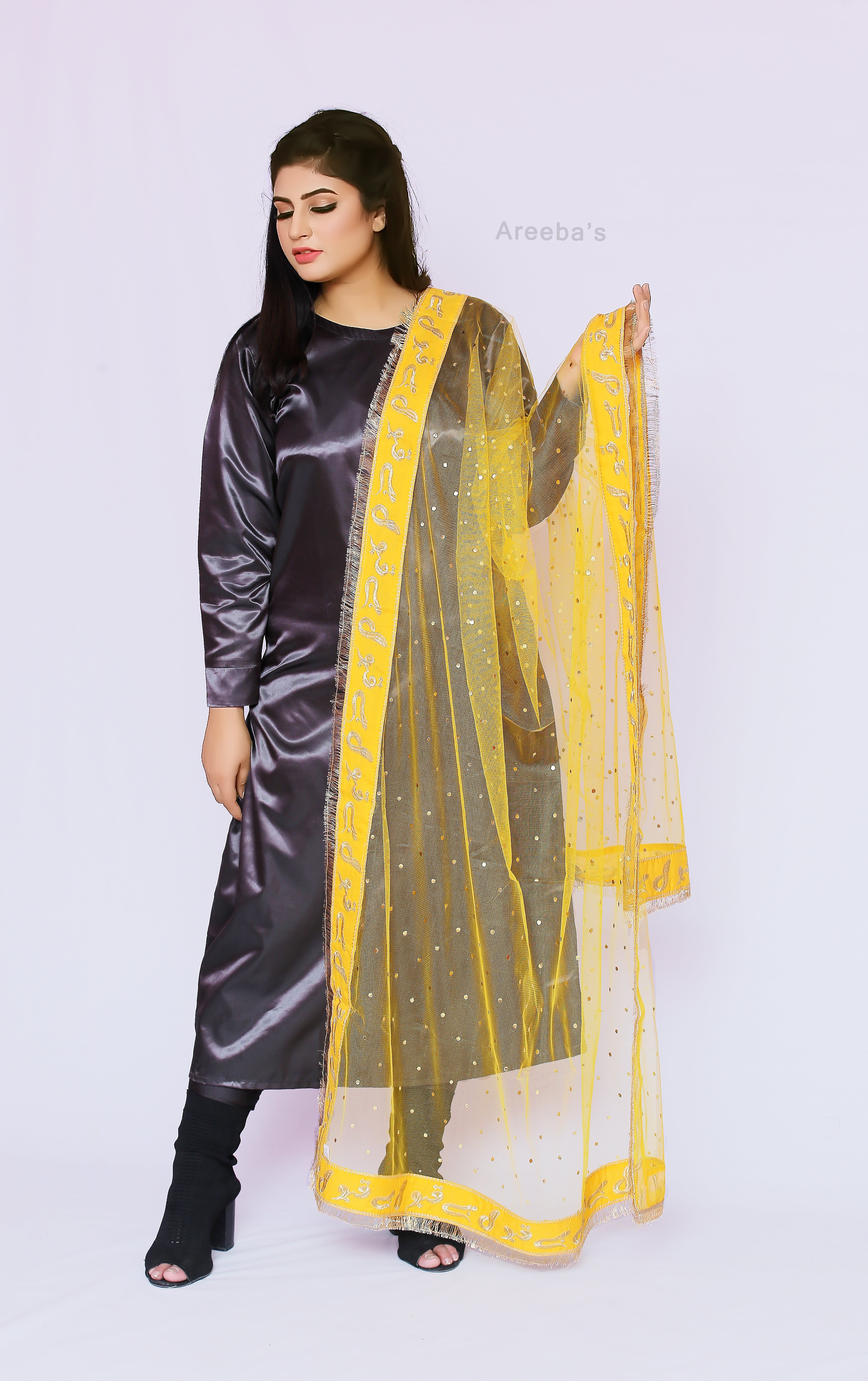 The Nikah Dupatta Gold- Areeba's Couture