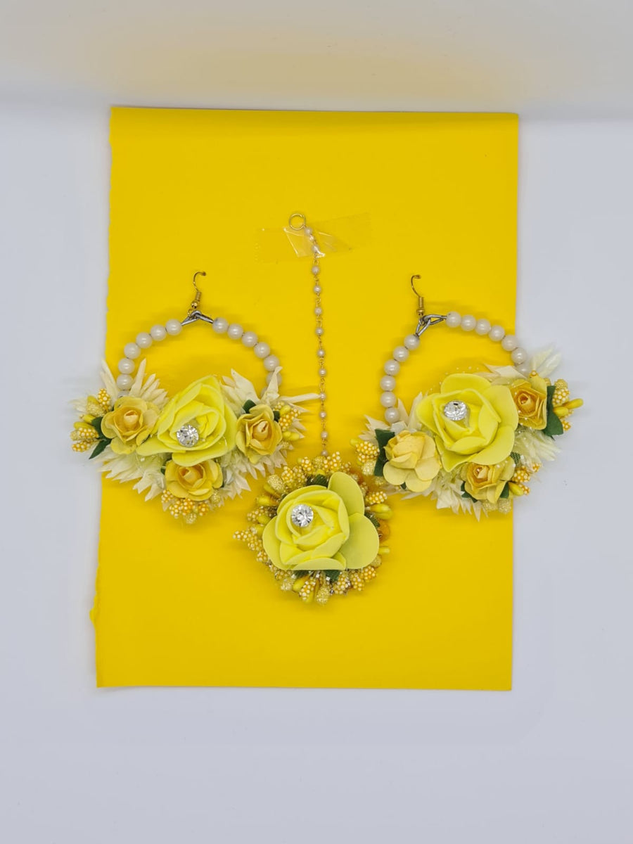 Earing and bindi set yellow- Areeba's Couture