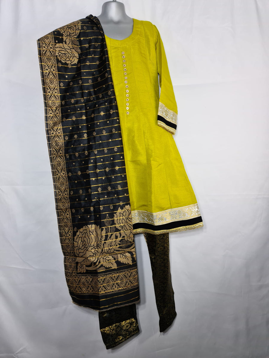 Girls Pakistani clothes PK3- Areeba's Couture