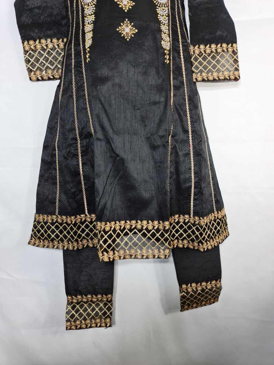 Girls Pakistani clothes PK9- Areeba's Couture