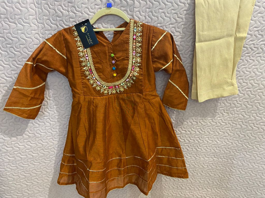 Girls Pakistani dress sb16- Areeba's Couture