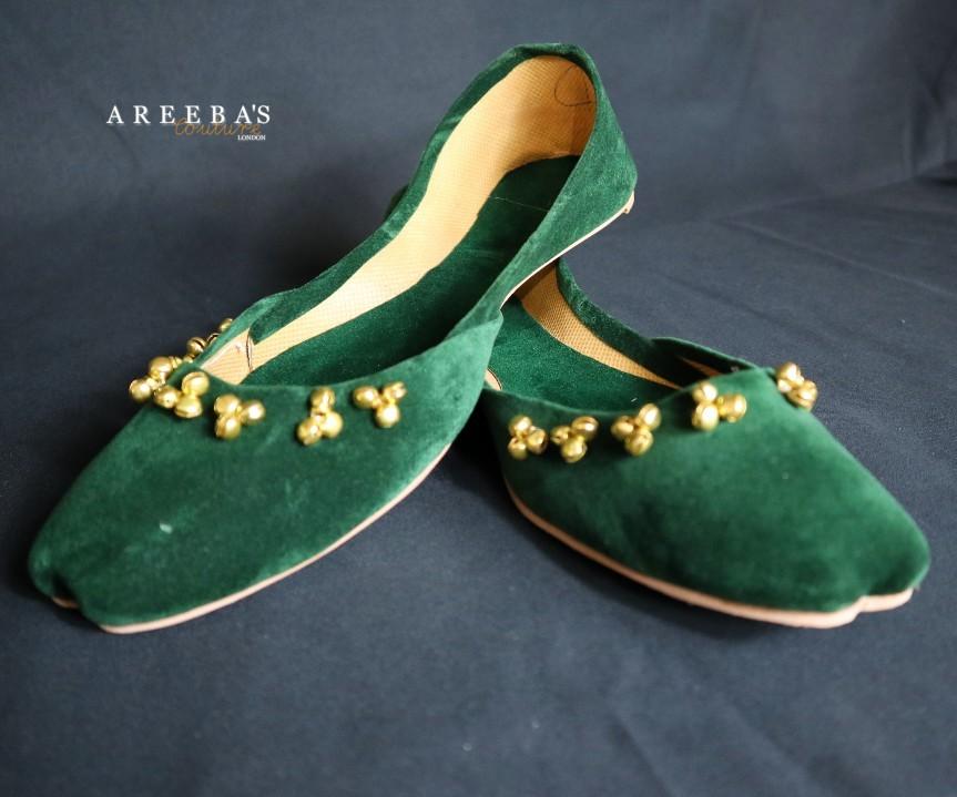 Green velvet ghungroo khussa- Areeba's Couture