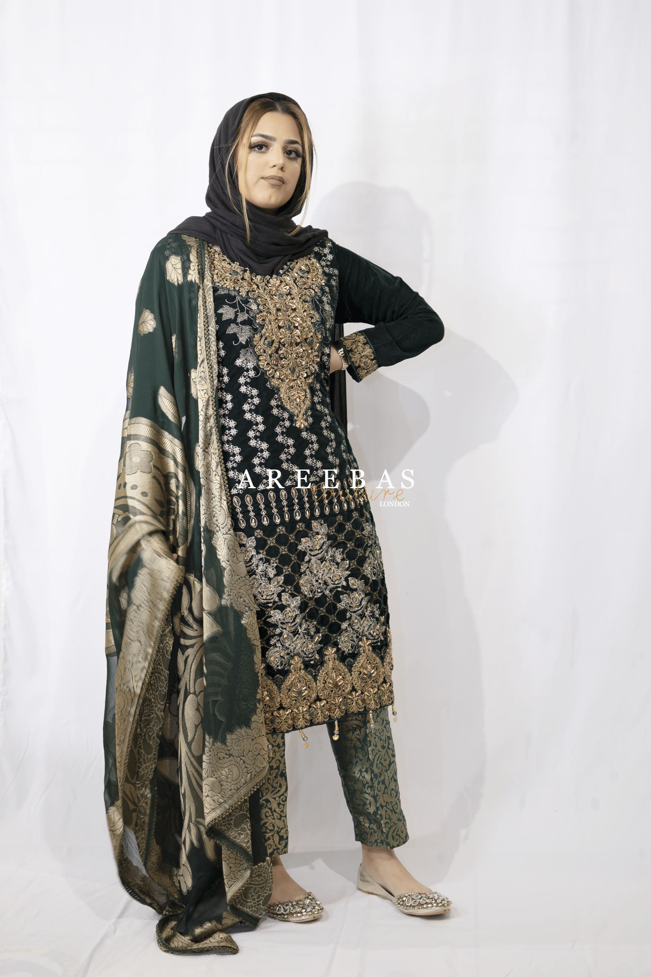 HAND WORK GREEN EMBROIDERED VELVET 3 PIECE PRET d4- Areeba's Couture