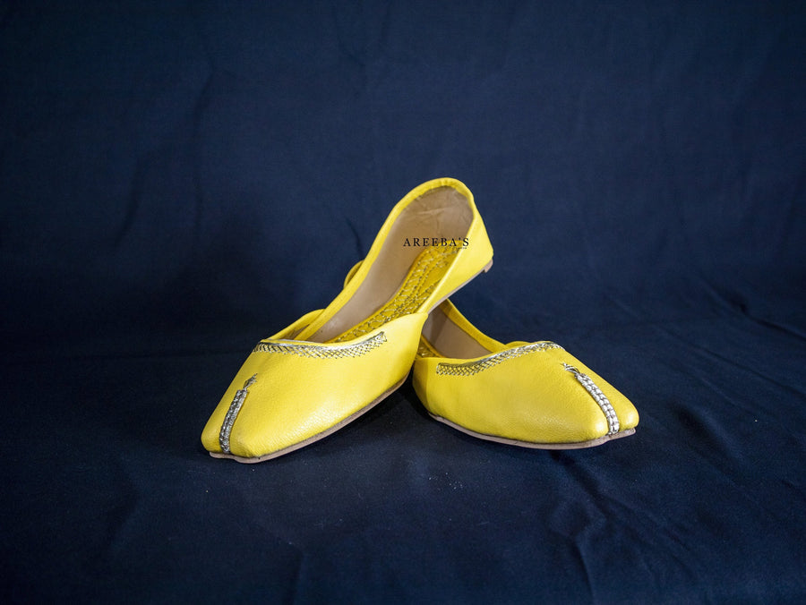 Ladies khussa yellow- Areeba's Couture